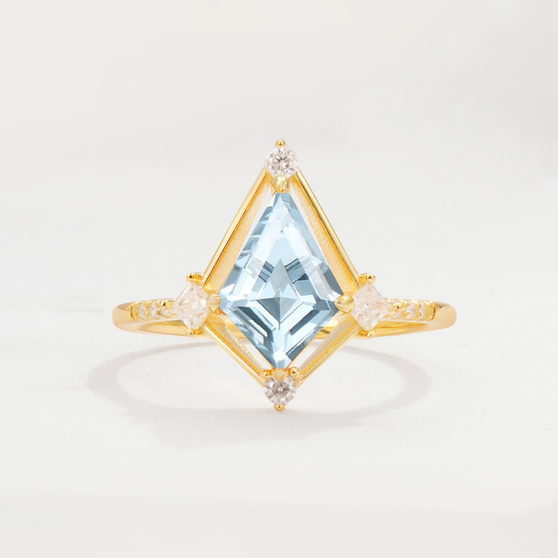 ML07060 Aquamarine Ring - Yellow-Gold