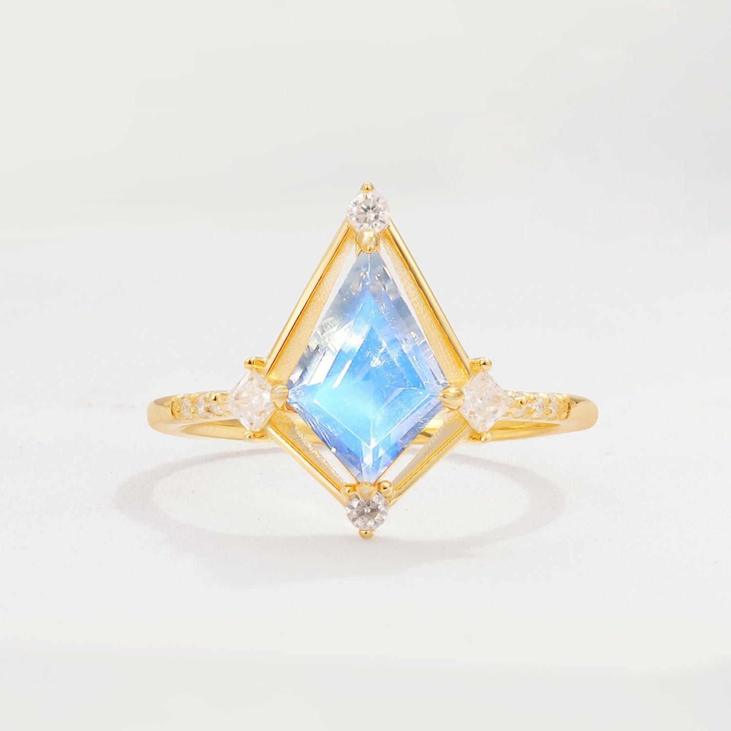 ML07060 Moonstone Ring - Yellow-Gold