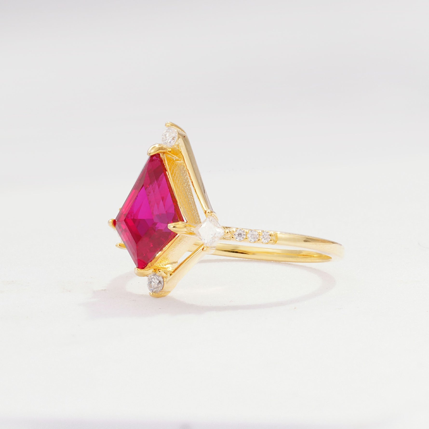 ML07060 Ruby Ring - White-Gold