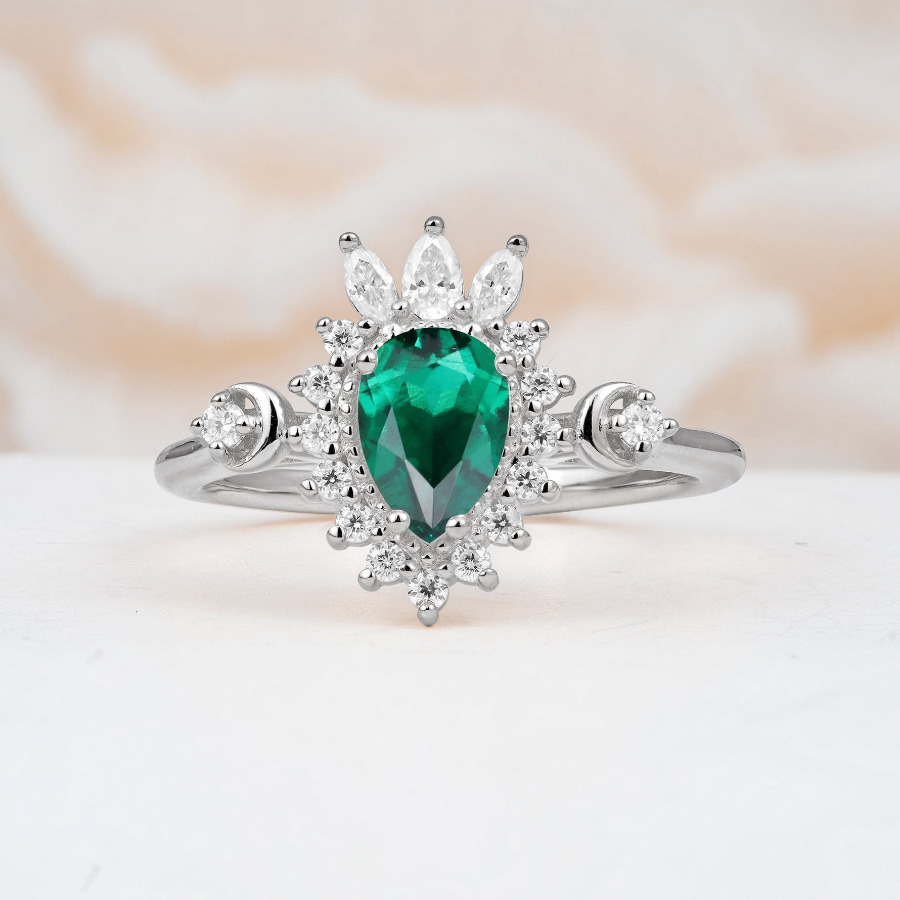 ML07061 Emerald Ring - Additional view