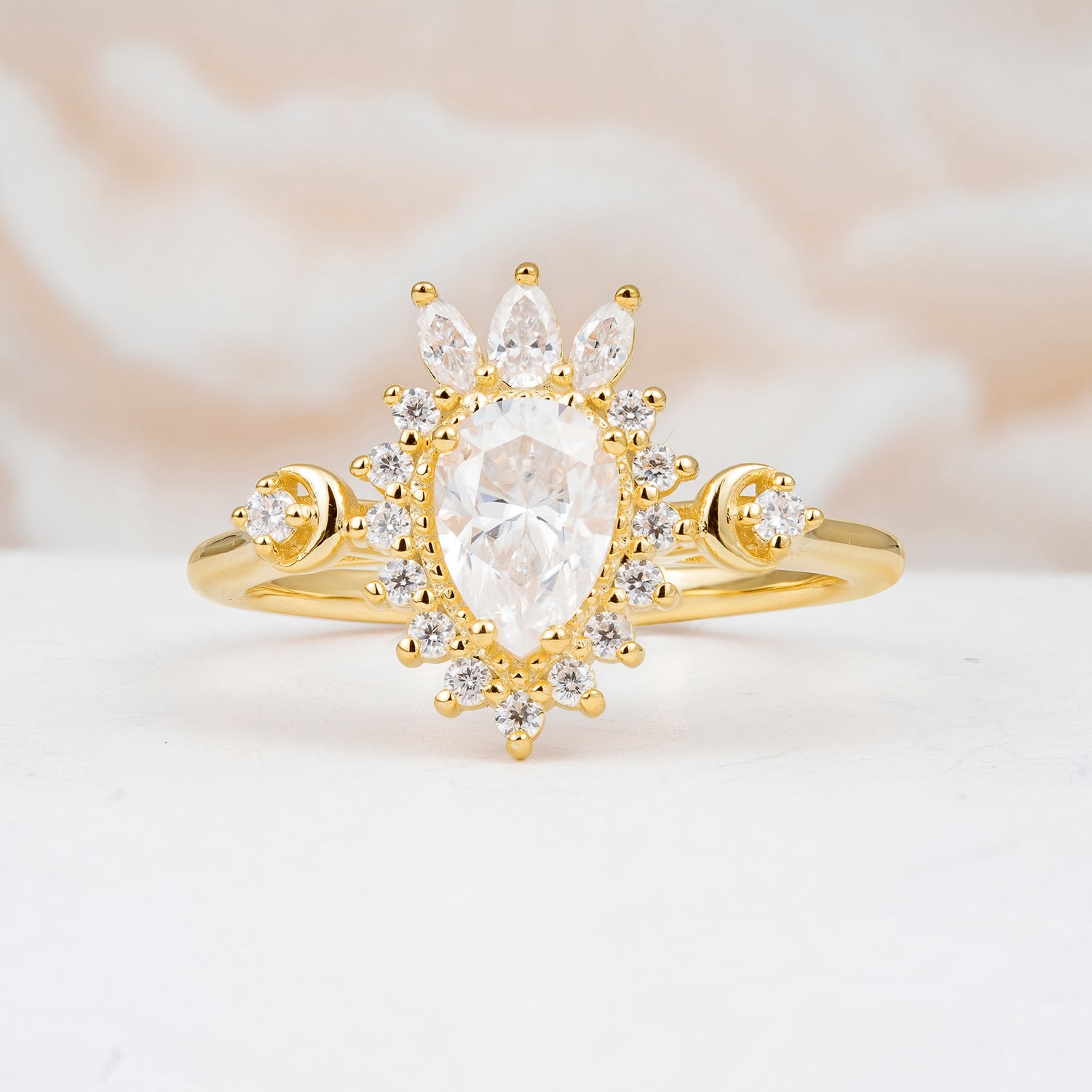 ML07061 Moissanite Ring - Yellow-Gold