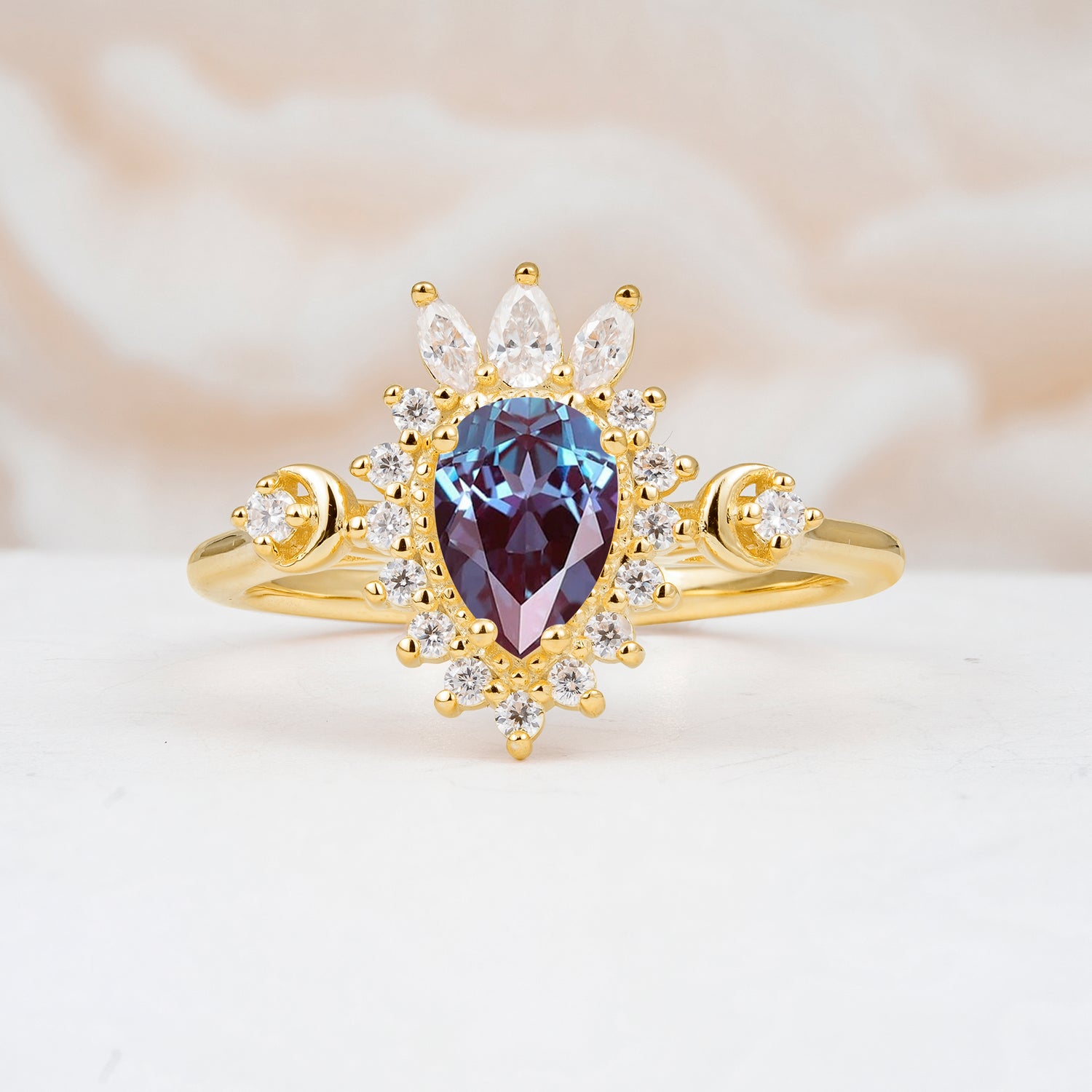 ML07061 Alexandrite Ring - Yellow-Gold