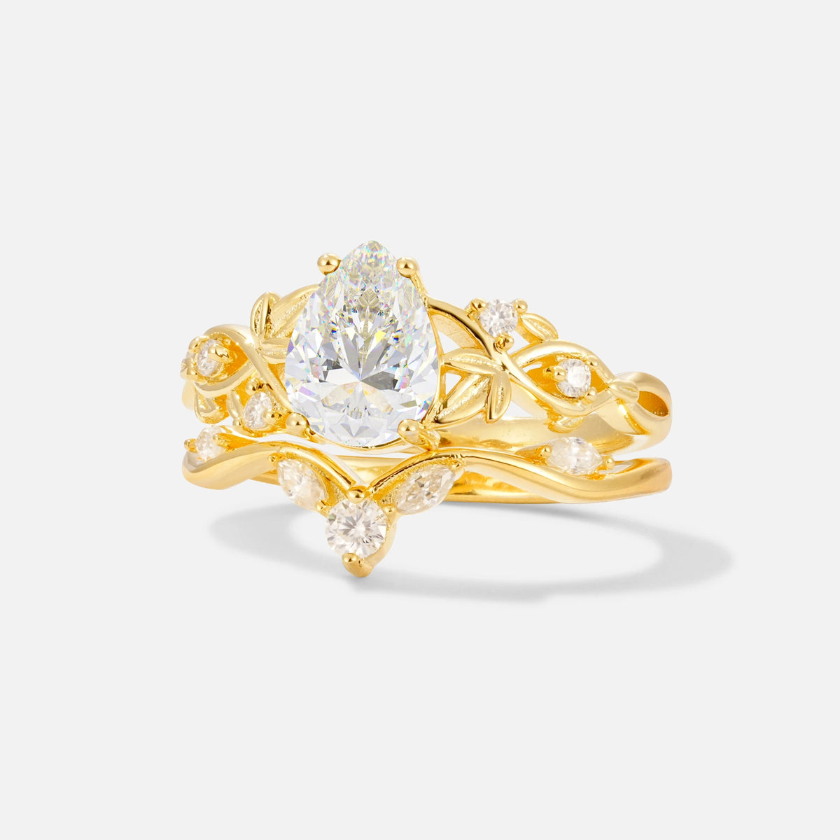 Pear Cut Moissanite Nature-Inspired Bridal Ring Set - Rose-Gold