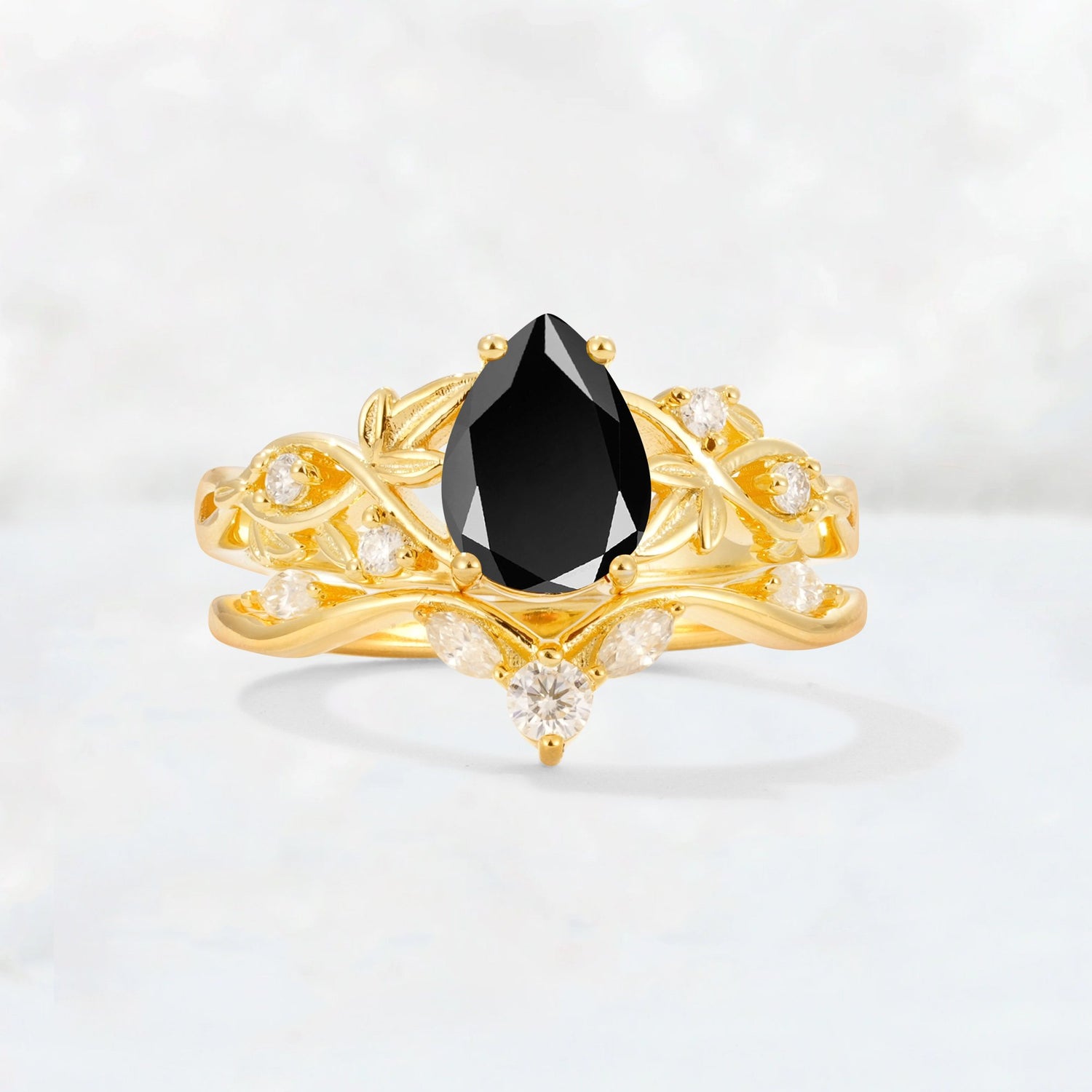 Pear Cut Black Onyx Nature-Inspired Bridal Ring Set - Yellow-Gold