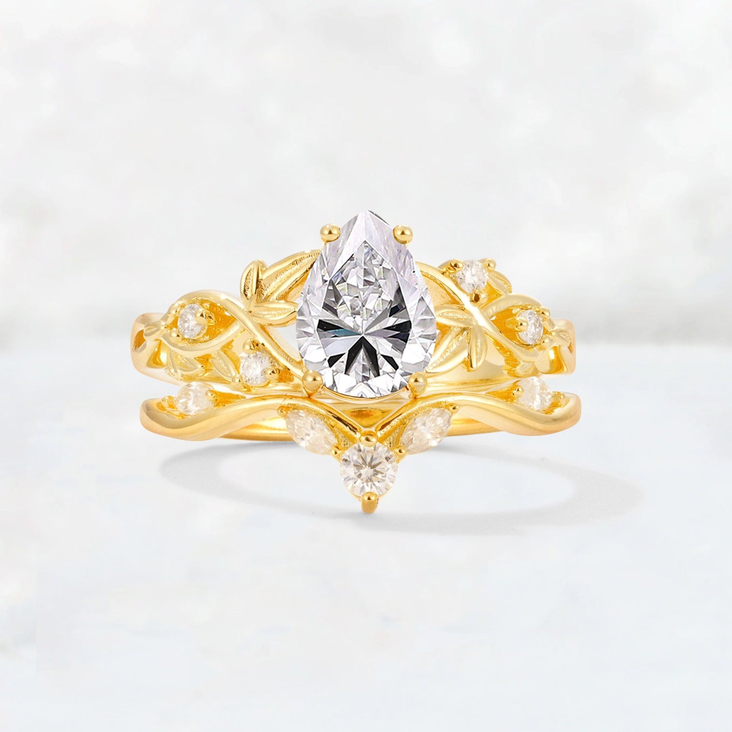 Pear Cut Lab Diamond Nature-Inspired Bridal Ring Set - Yellow-Gold
