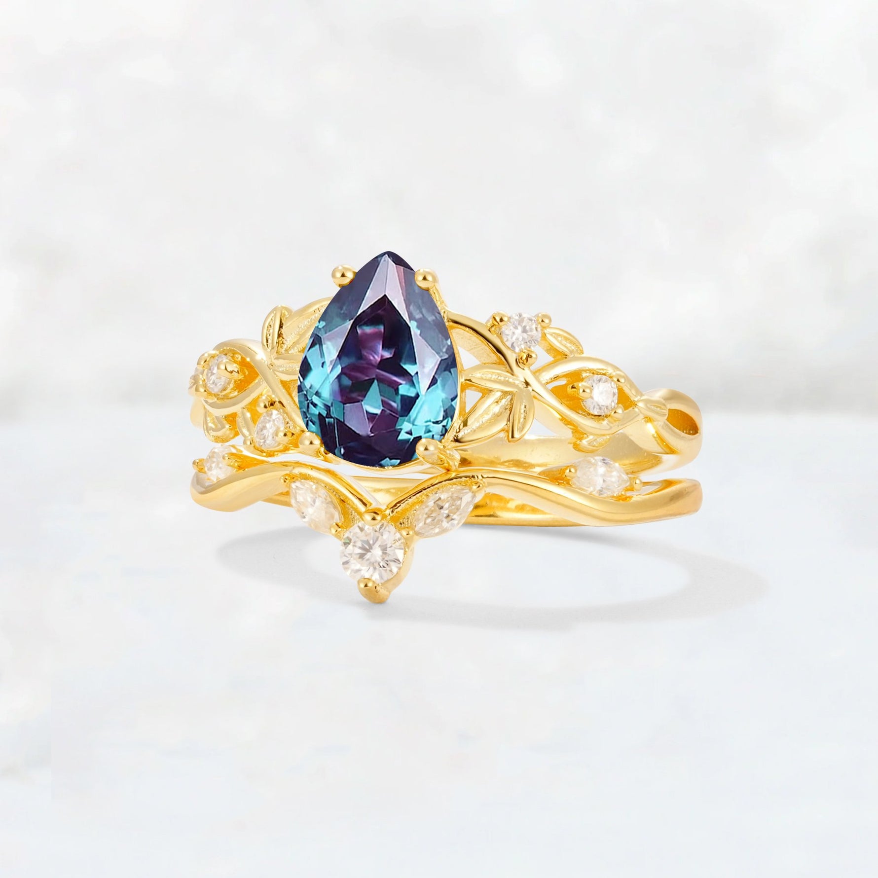 Pear Cut Alexandrite Nature-Inspired Bridal Ring Set - Rose-Gold