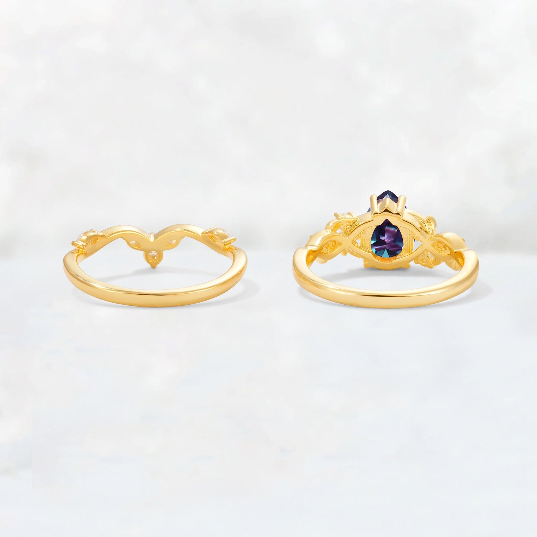 Pear Cut Alexandrite Nature-Inspired Bridal Ring Set - Additional view