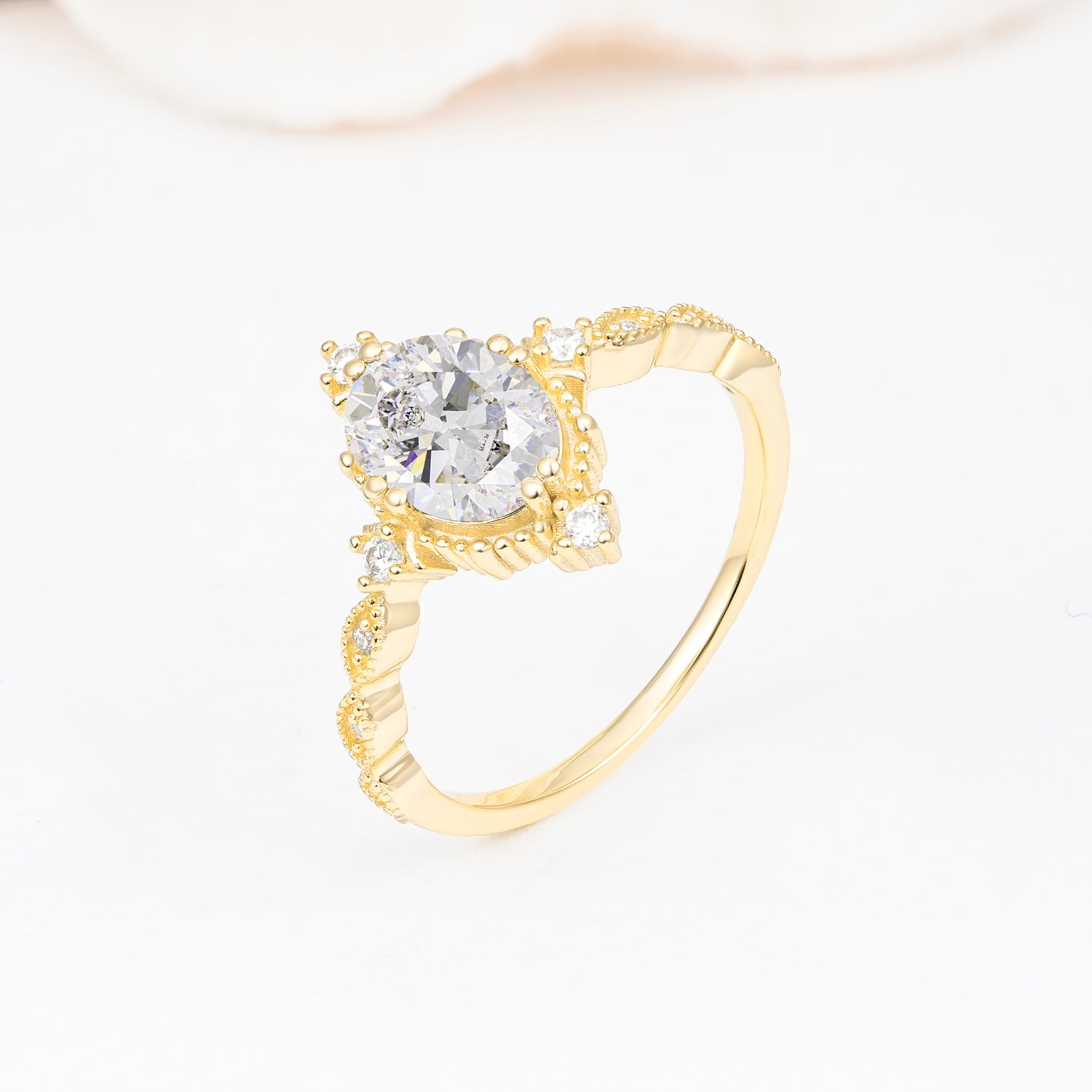 Luxurious, Sparkling Oval-Cut Moissanite Engagement Rings