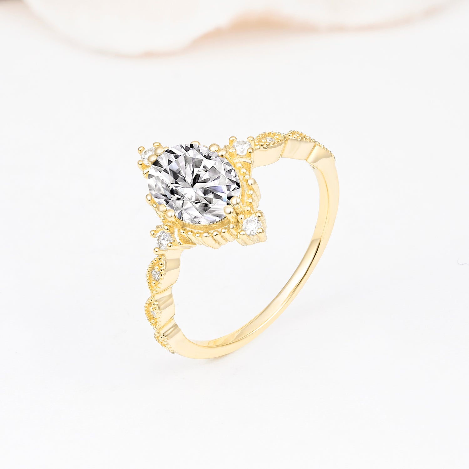 Luxurious, Sparkling Oval-Cut Lab Diamond Engagement Rings