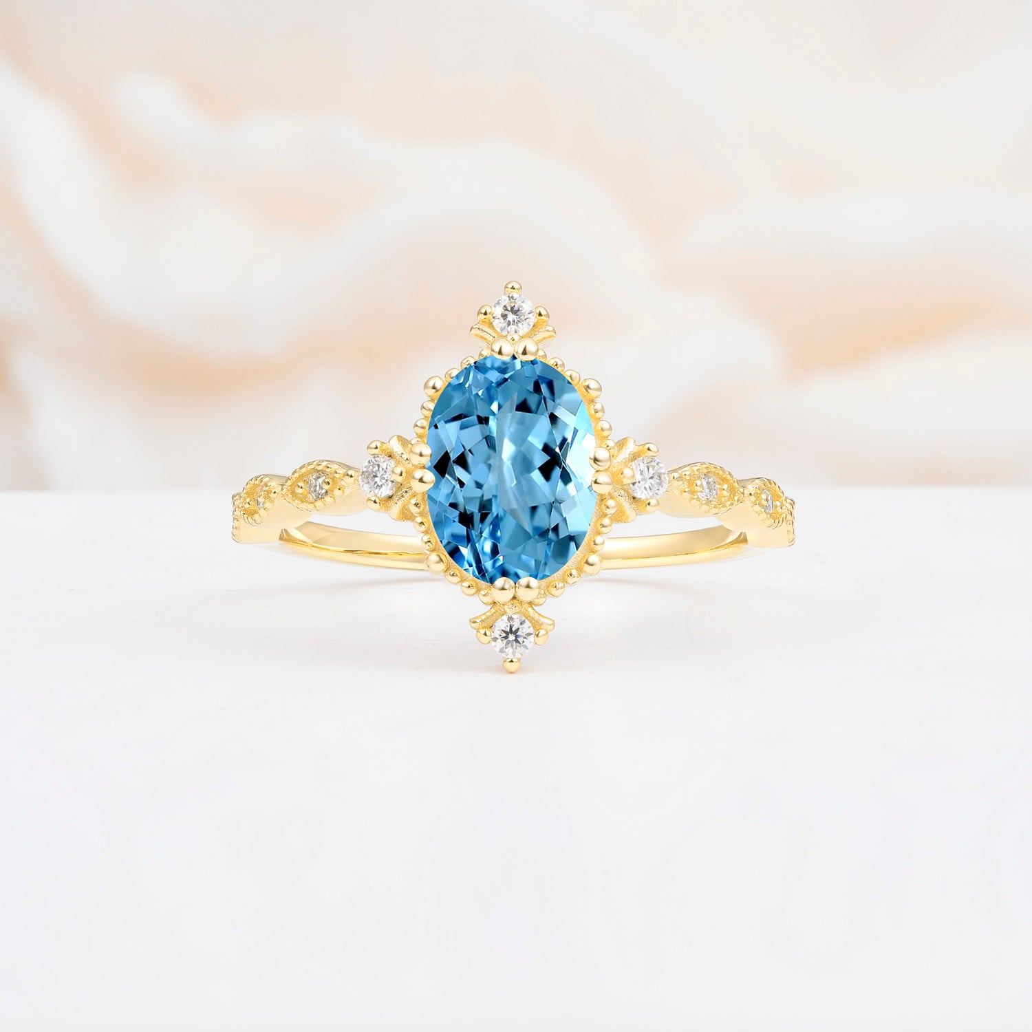 Luxurious, Sparkling Oval-Cut Aquamarine Engagement Rings
