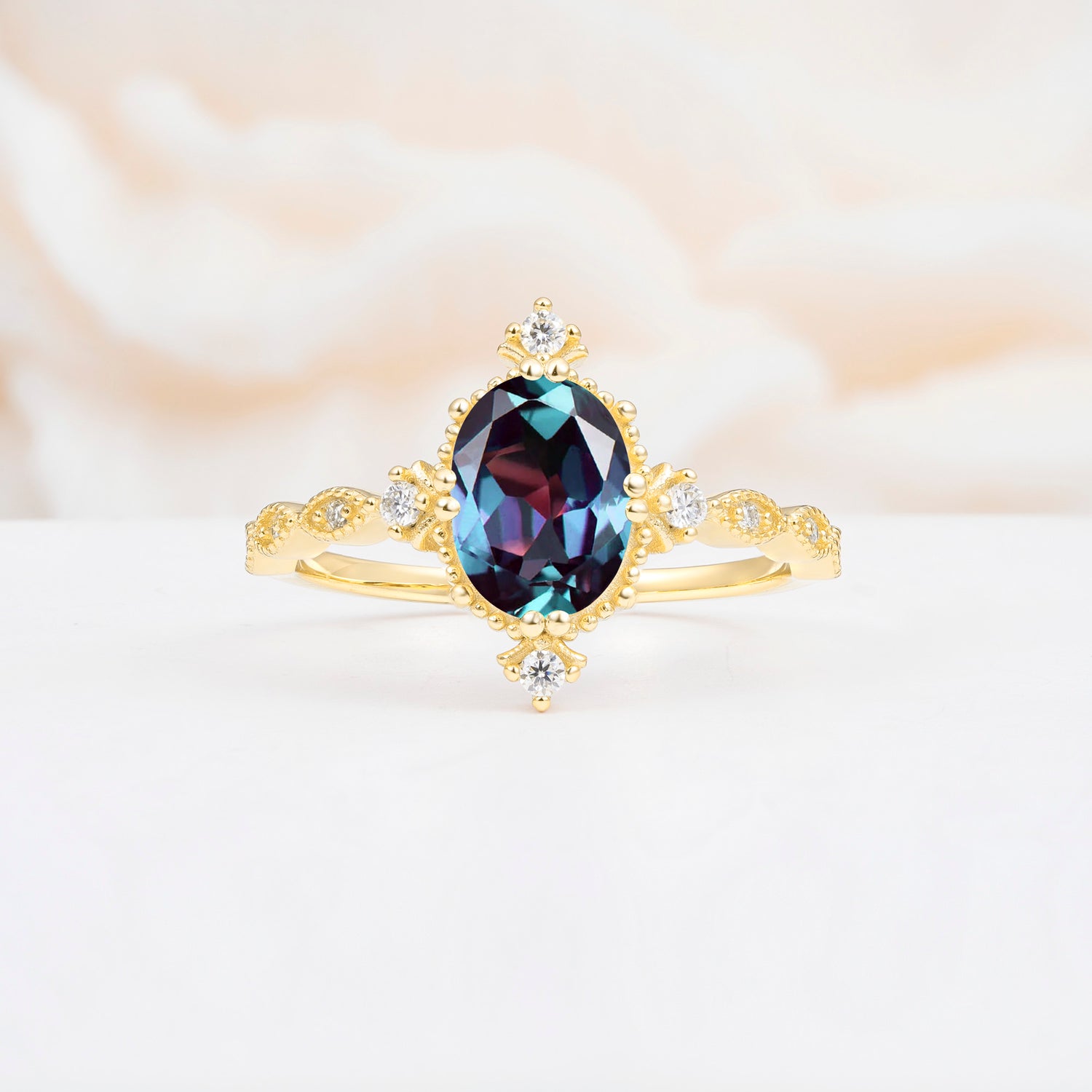 Luxurious, Sparkling Oval-Cut Alexandrite Engagement Rings