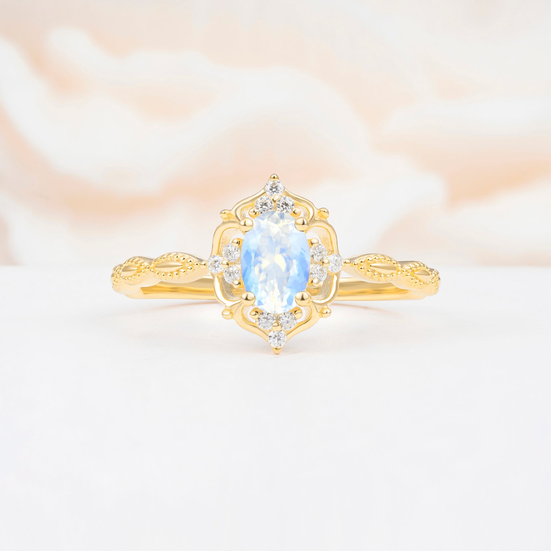 ML07068 Moonstone Ring - Yellow-Gold