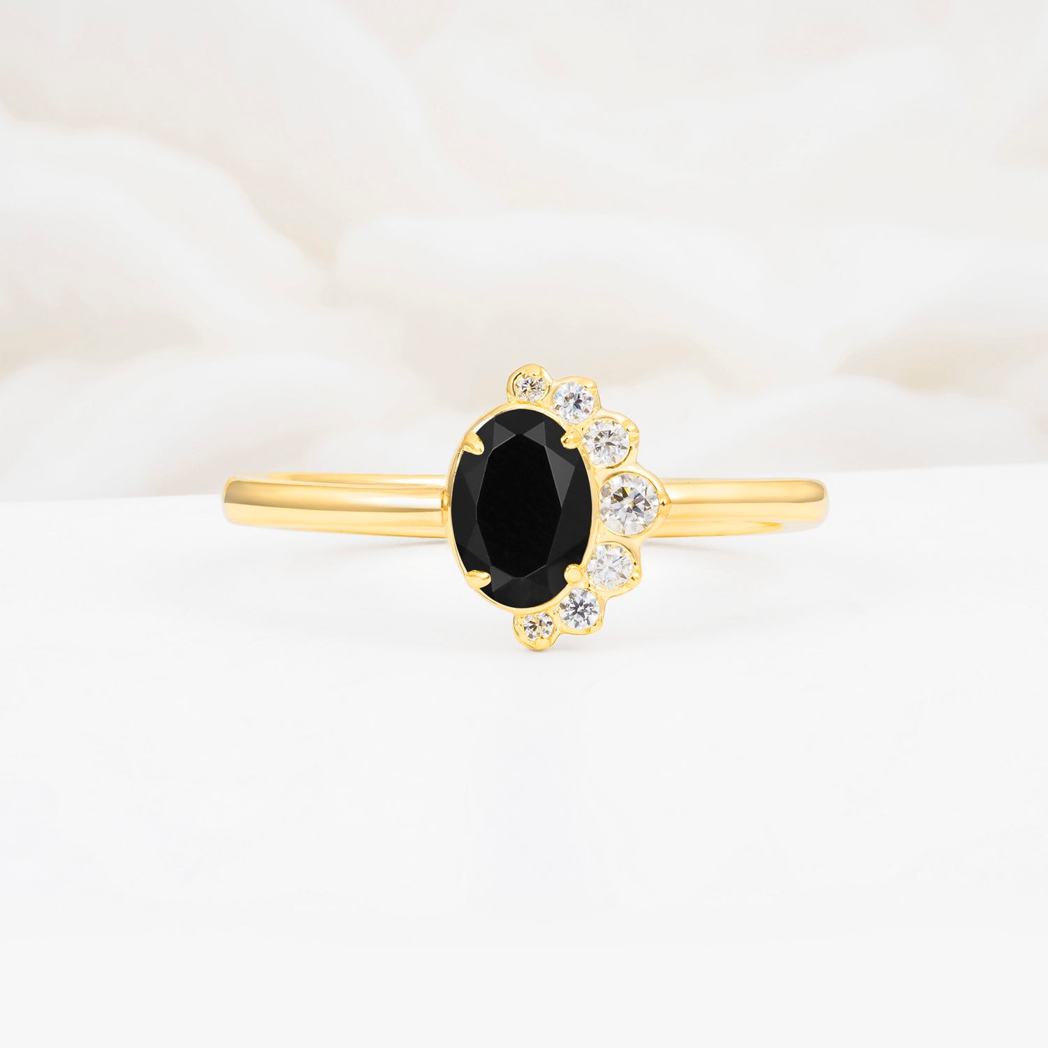 SR06718 Black Onyx Ring - Yellow-Gold