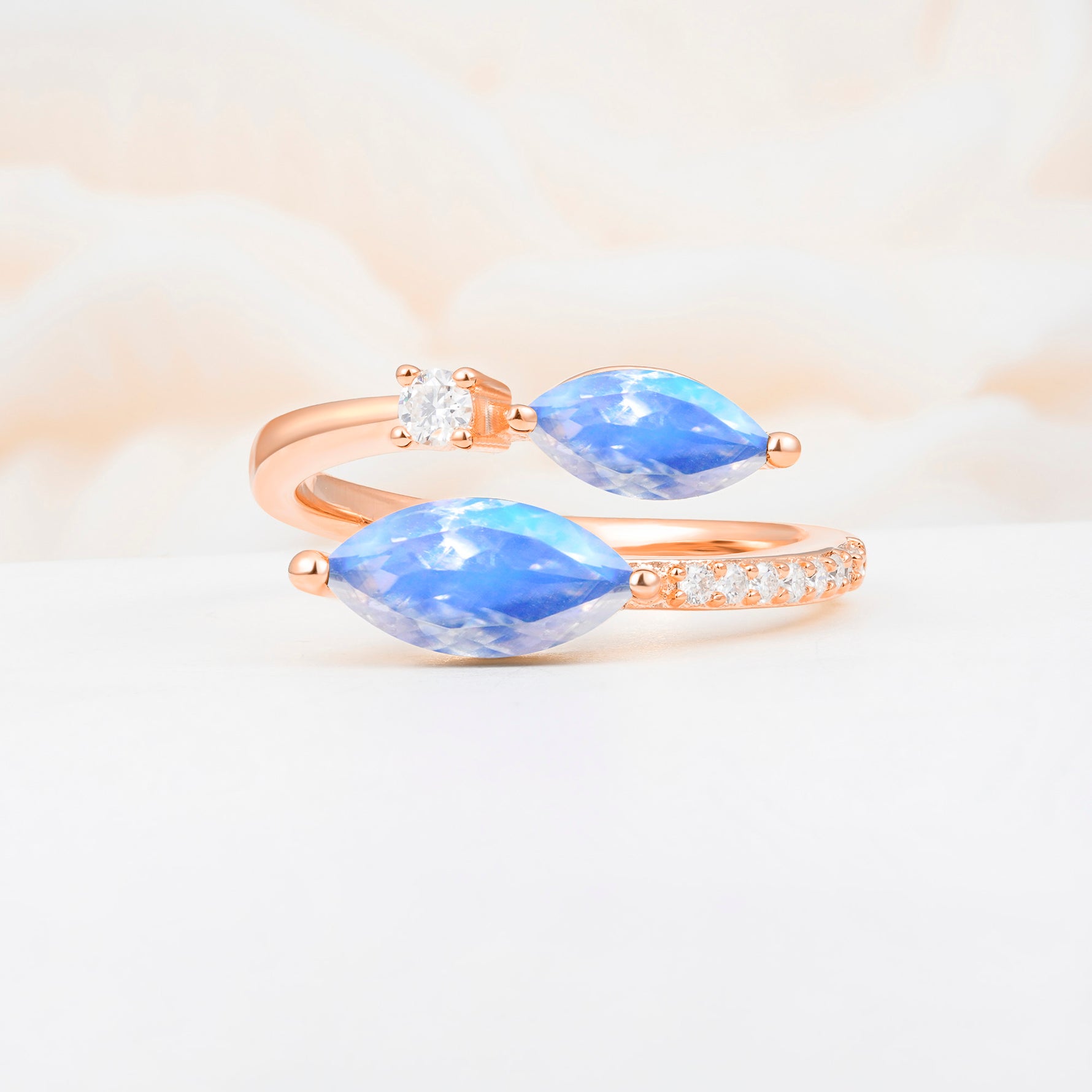 SR06737 Moonstone Ring - Additional view
