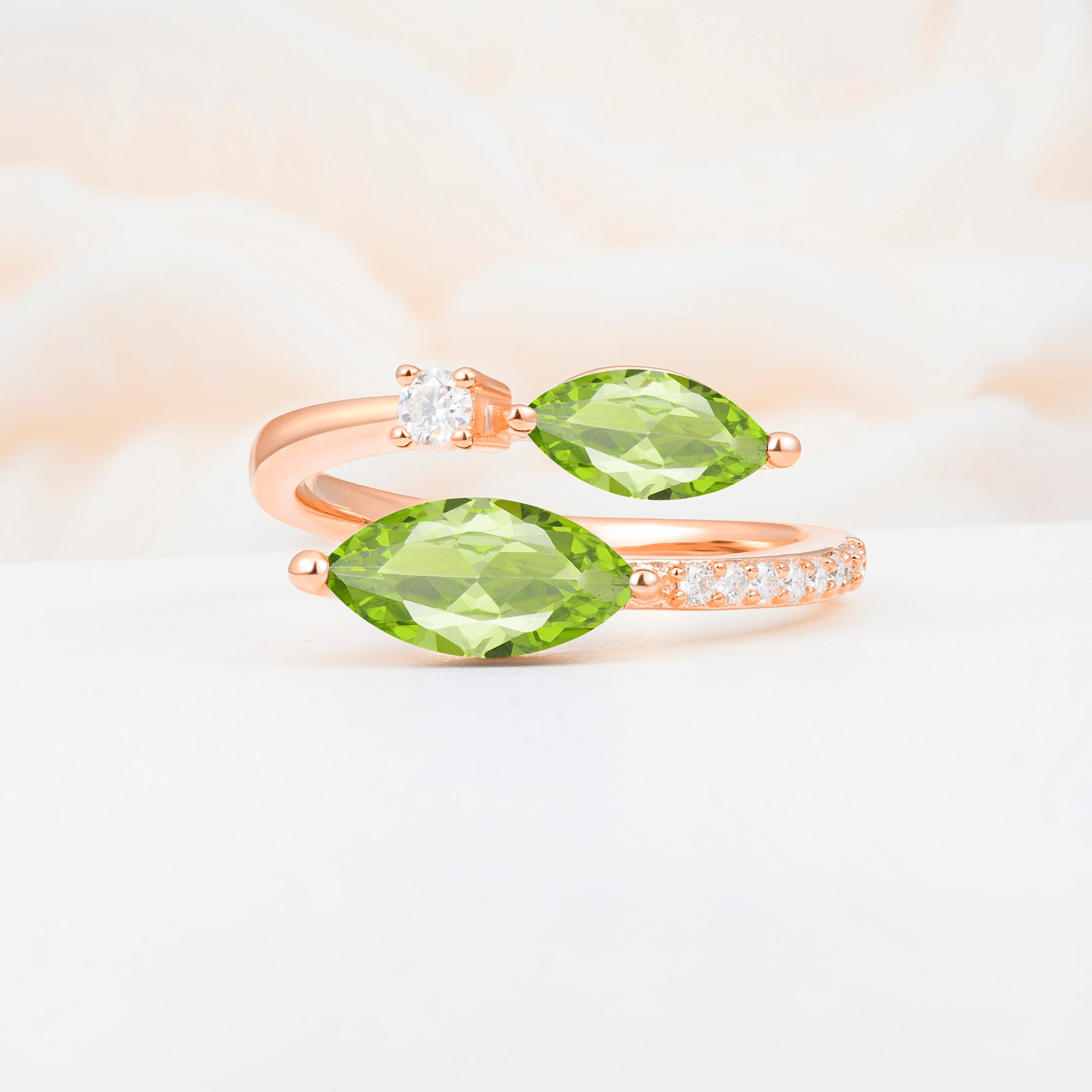 SR06737 Peridot Ring - Additional view