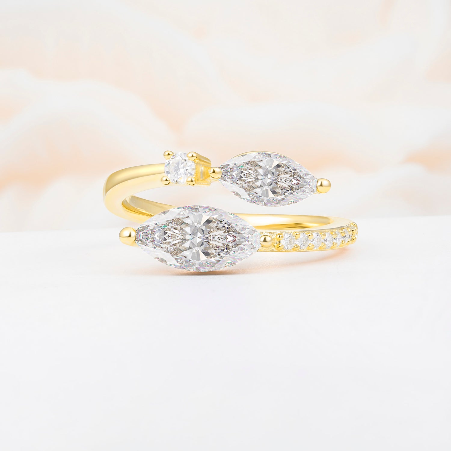 SR06737 Moissanite Ring - Yellow-Gold