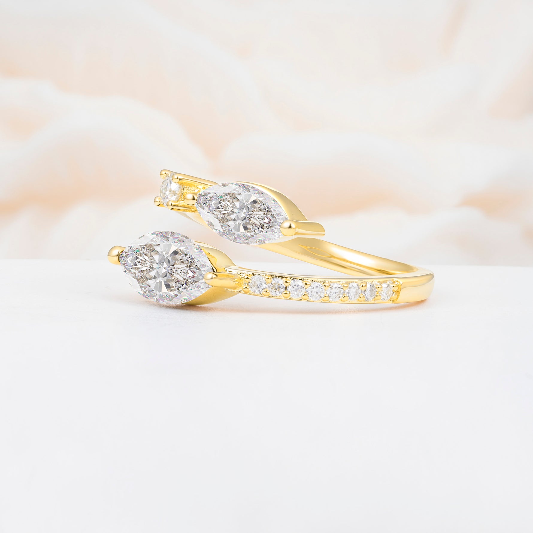 SR06737 Moissanite Ring - White-Gold