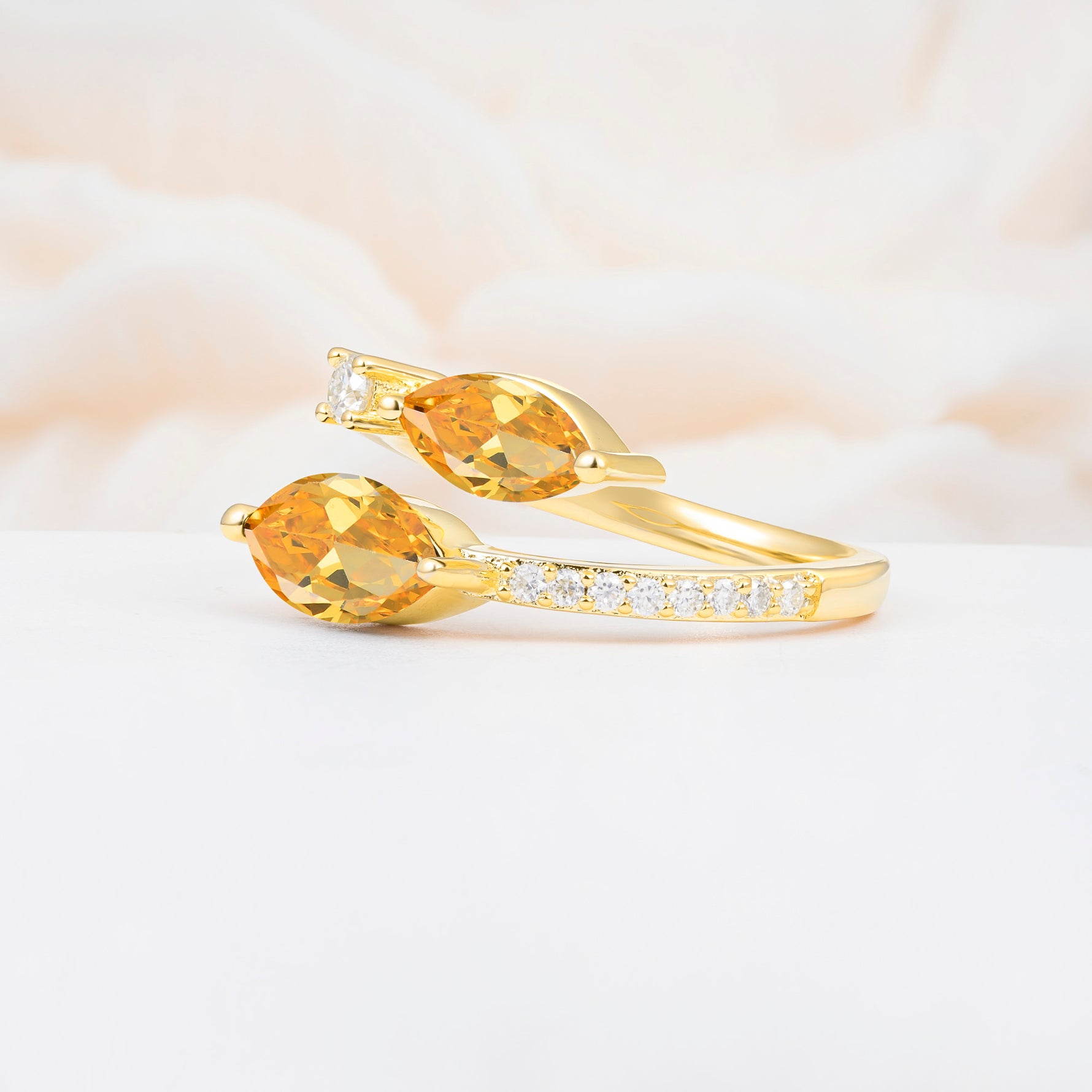 SR06737 Citrine Ring - White-Gold