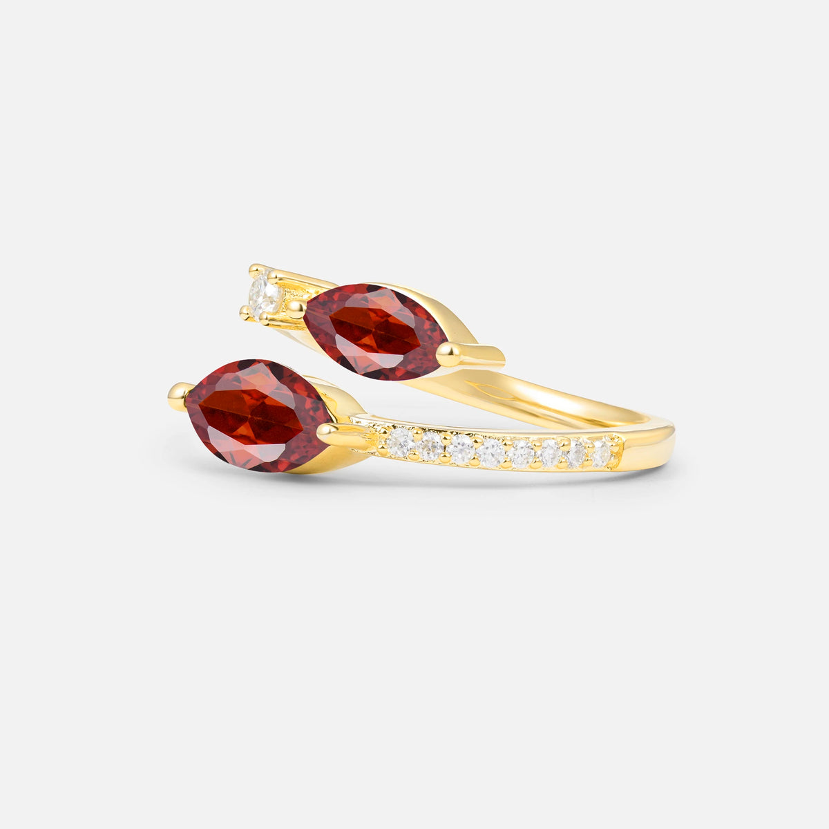 SR06737 Garnet Ring - White-Gold