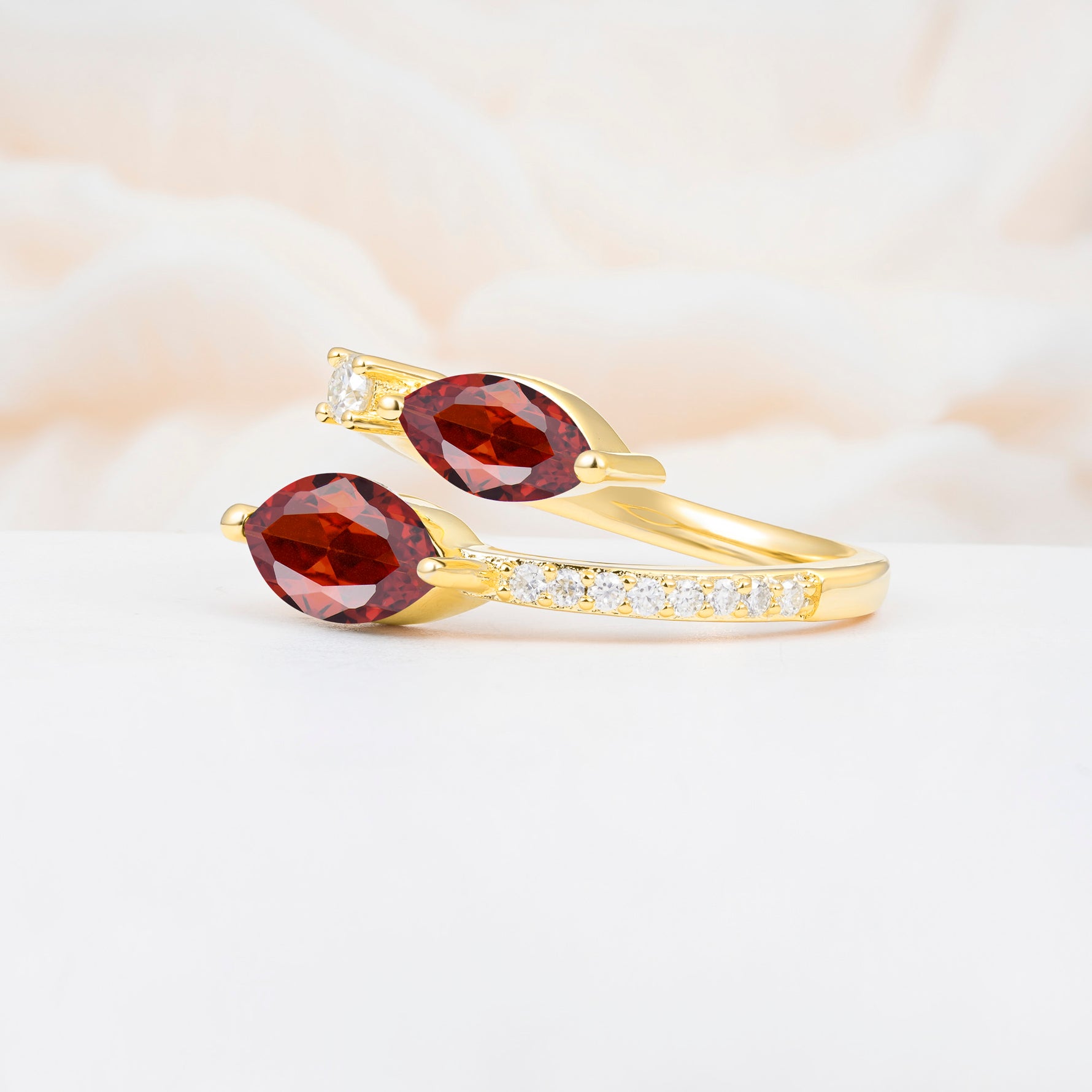 SR06737 Garnet Ring - White-Gold