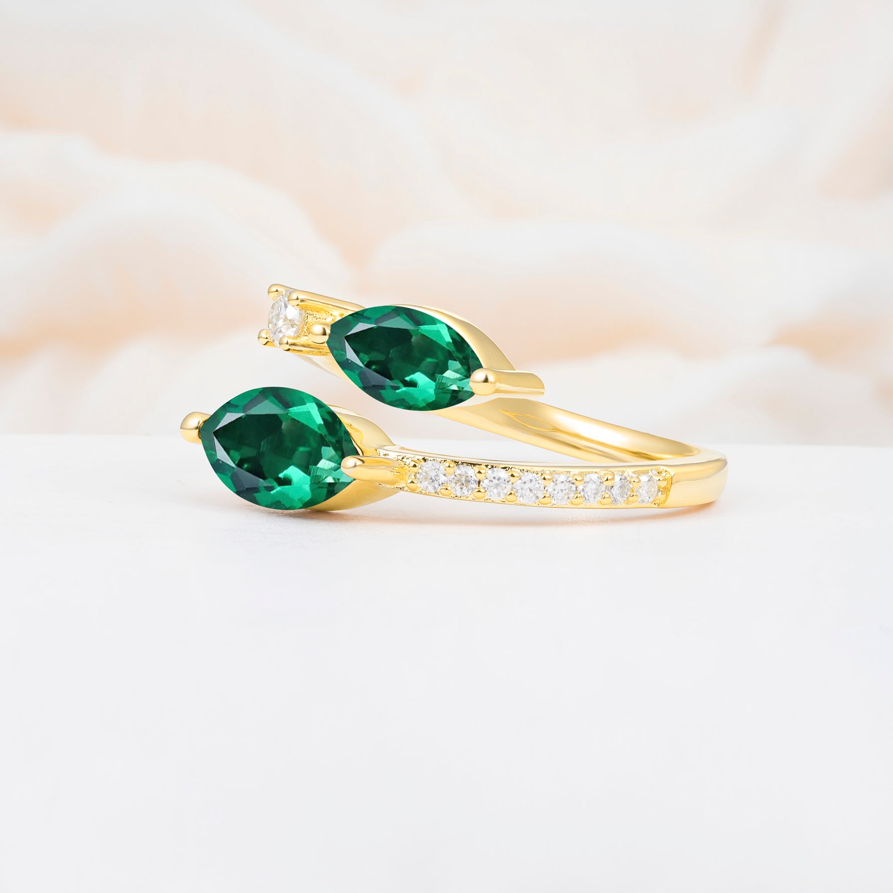 SR06737 Emerald Ring - White-Gold