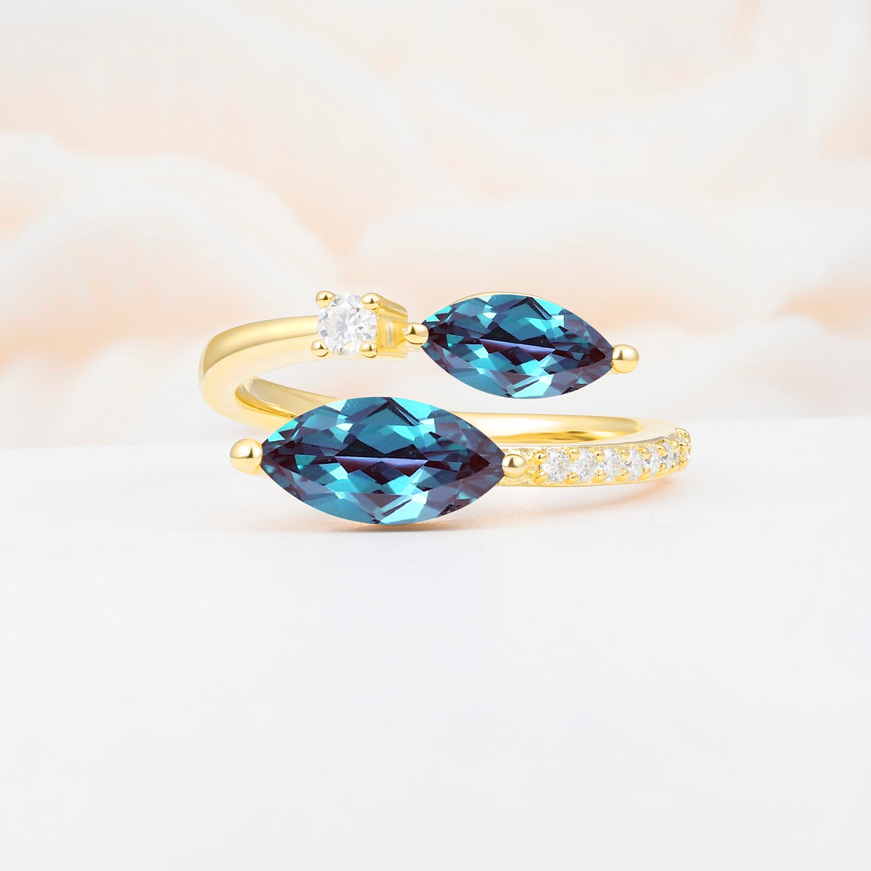SR06737 Alexandrite Ring - Yellow-Gold