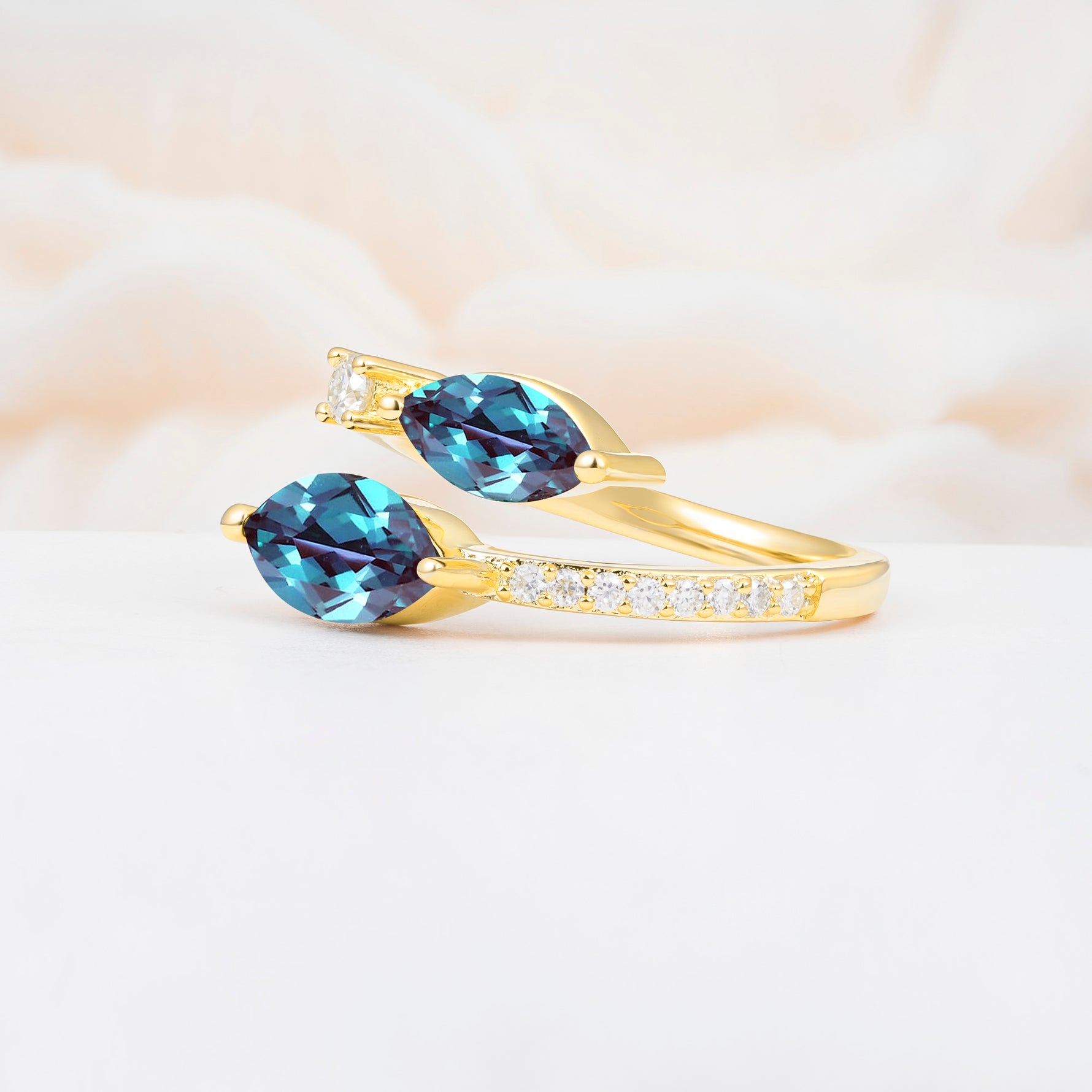 SR06737 Alexandrite Ring - White-Gold