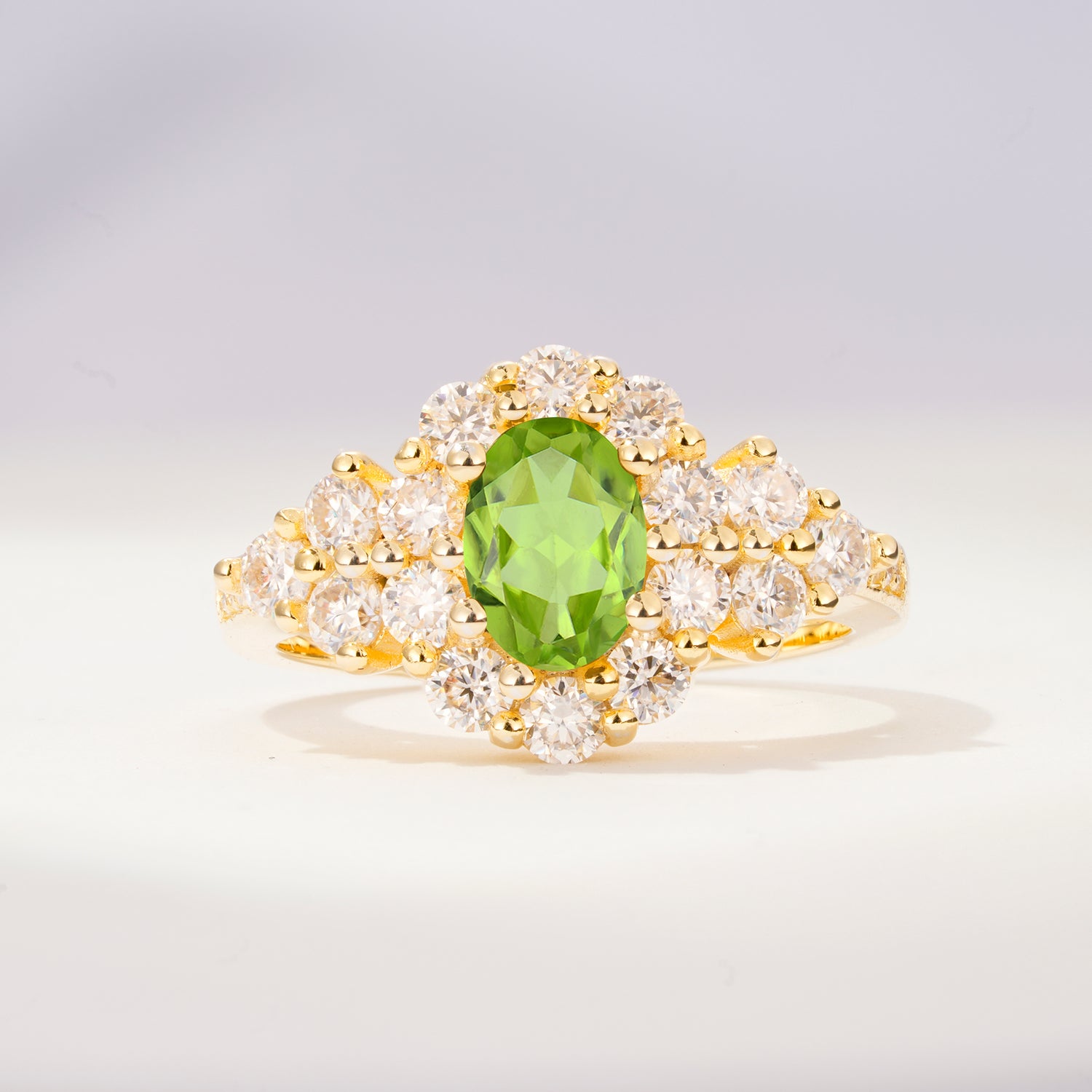 SR06742 Peridot Ring - Yellow-Gold