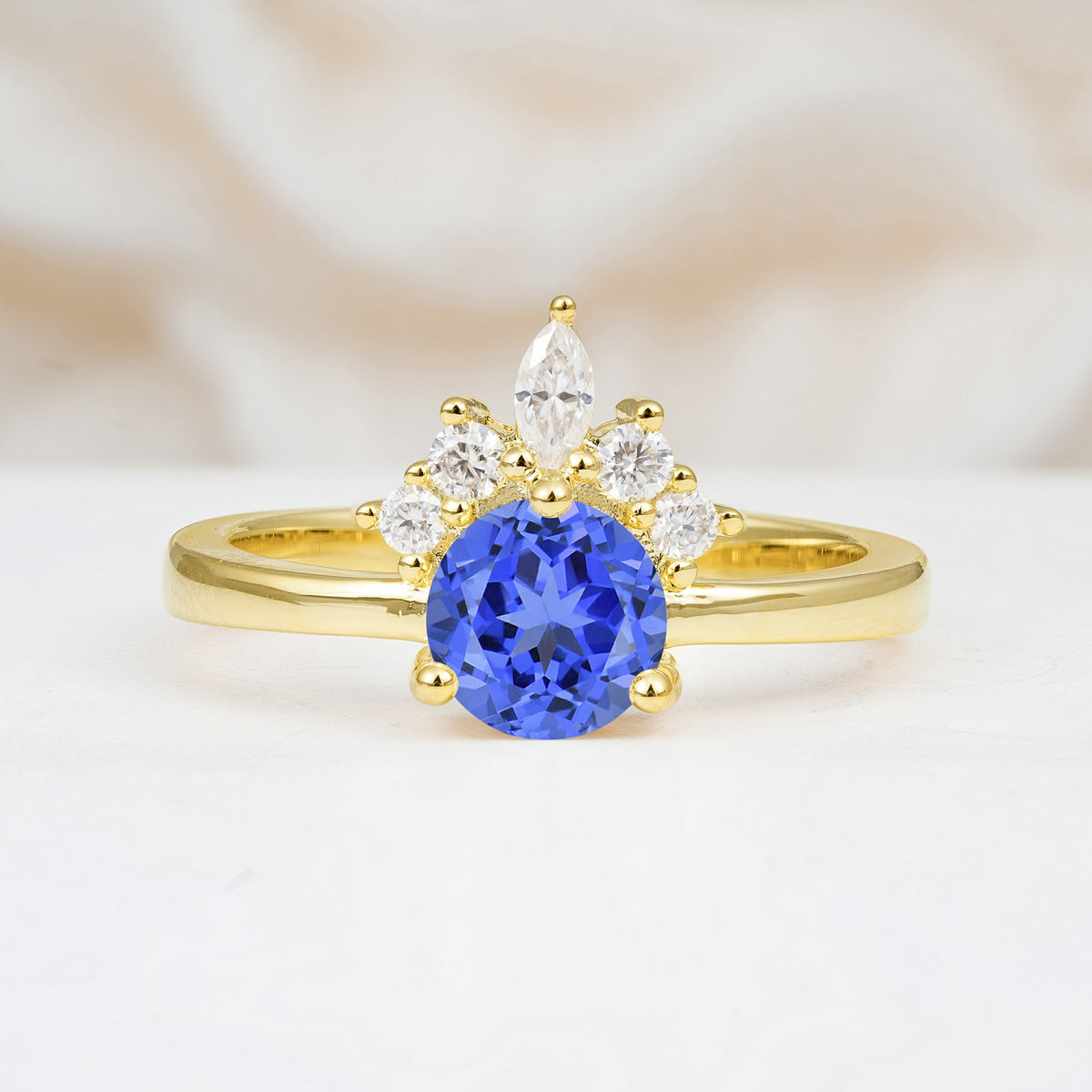 SR07460 Sapphire Ring - Yellow-Gold