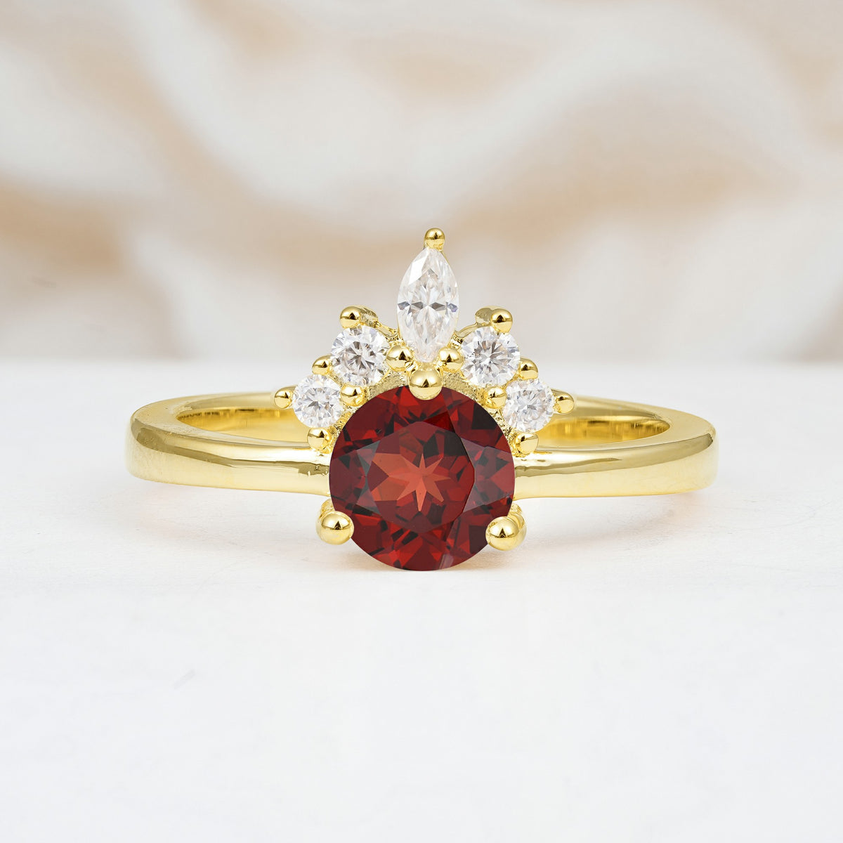 SR07460 Garnet Ring - Yellow-Gold