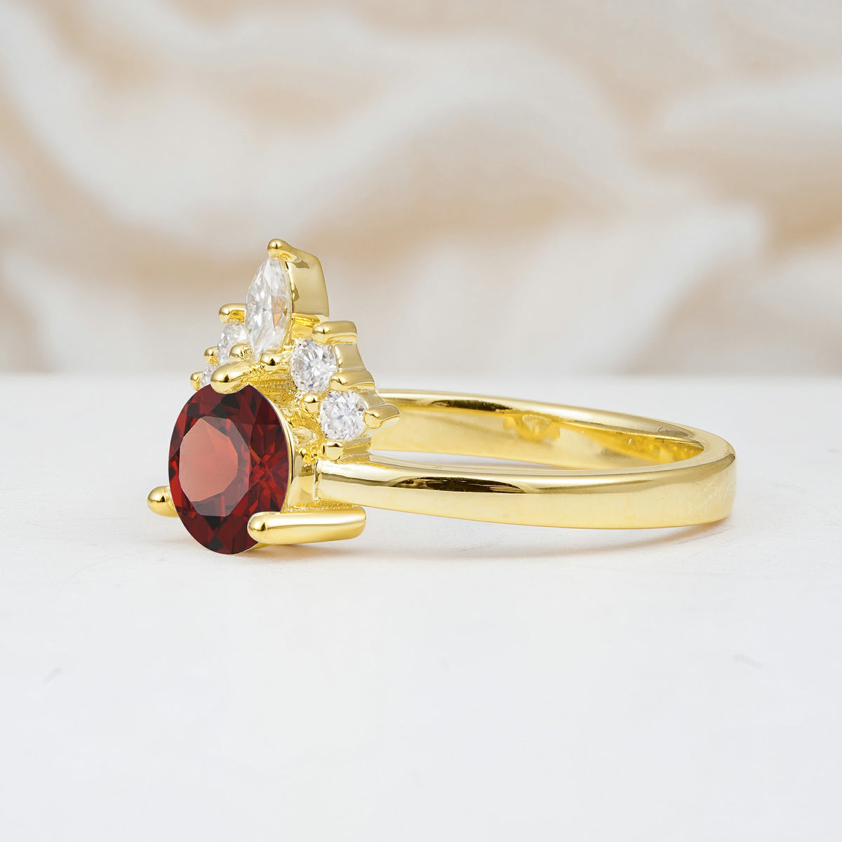 SR07460 Garnet Ring - Additional view