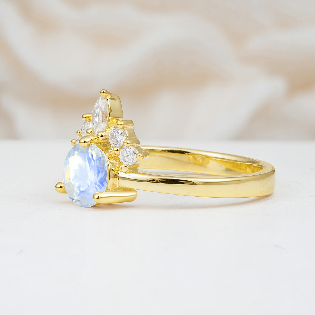 SR07460 Moonstone Ring - Additional view