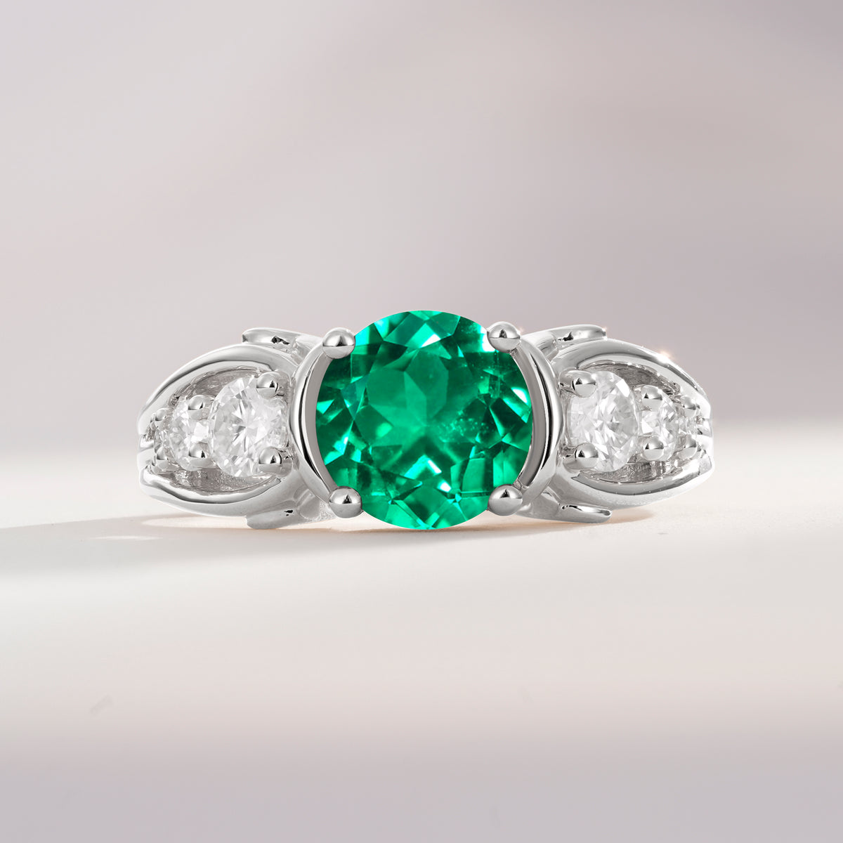 SR08639 Emerald Ring - Additional view