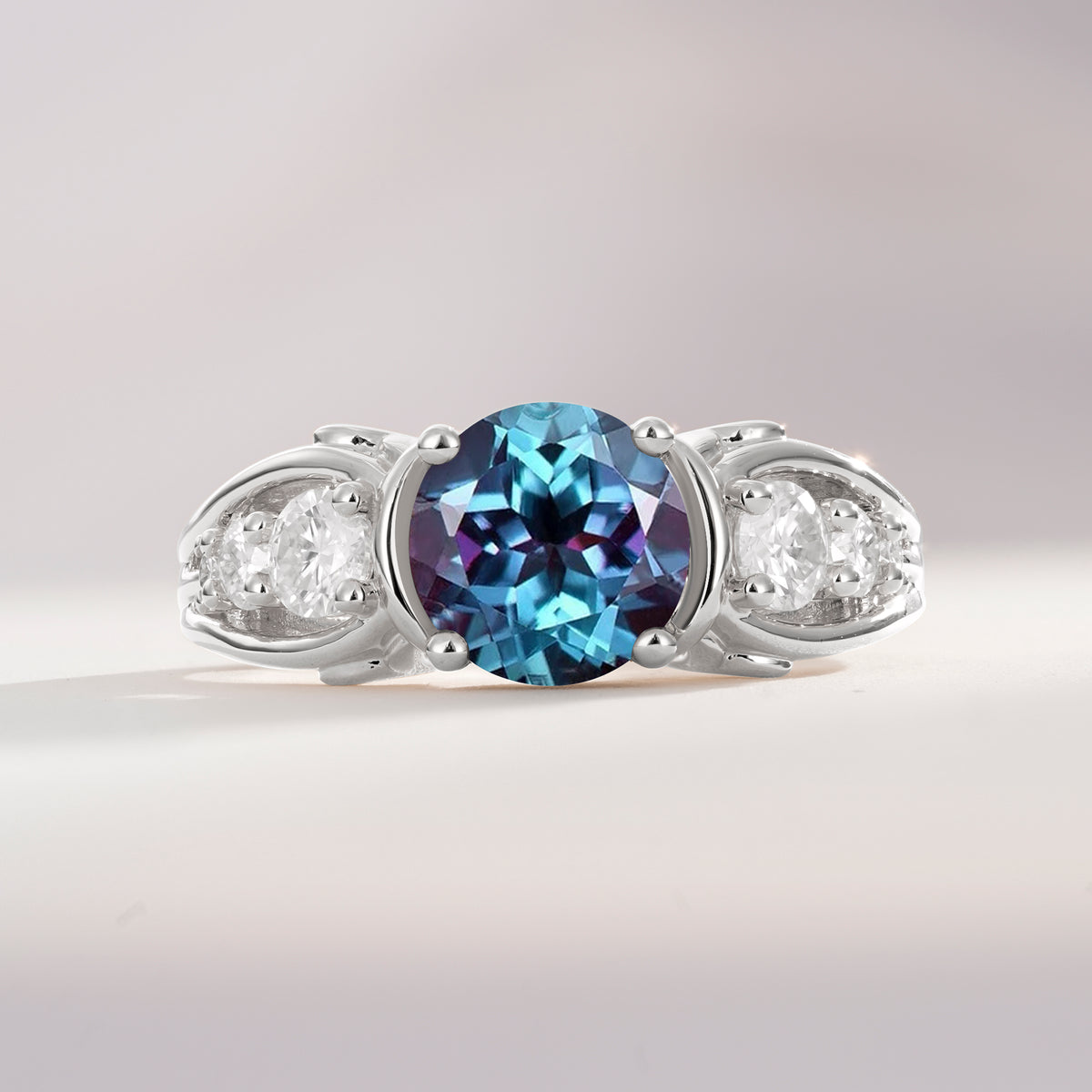 SR08639 Alexandrite Ring - Additional view
