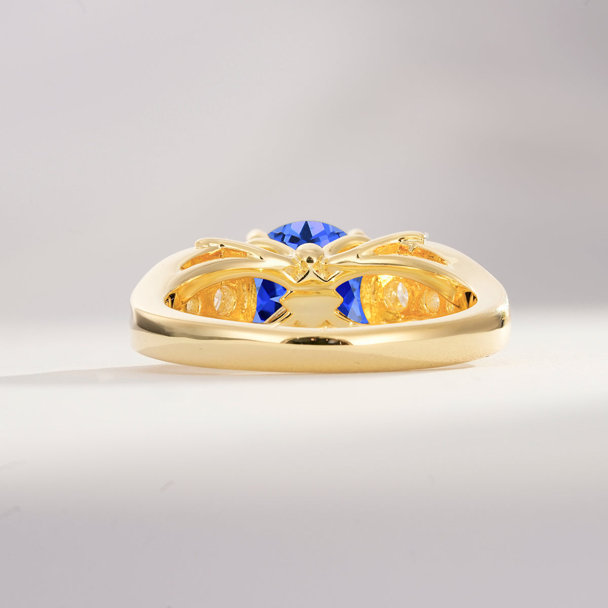 SR08639 Sapphire Ring - Additional view