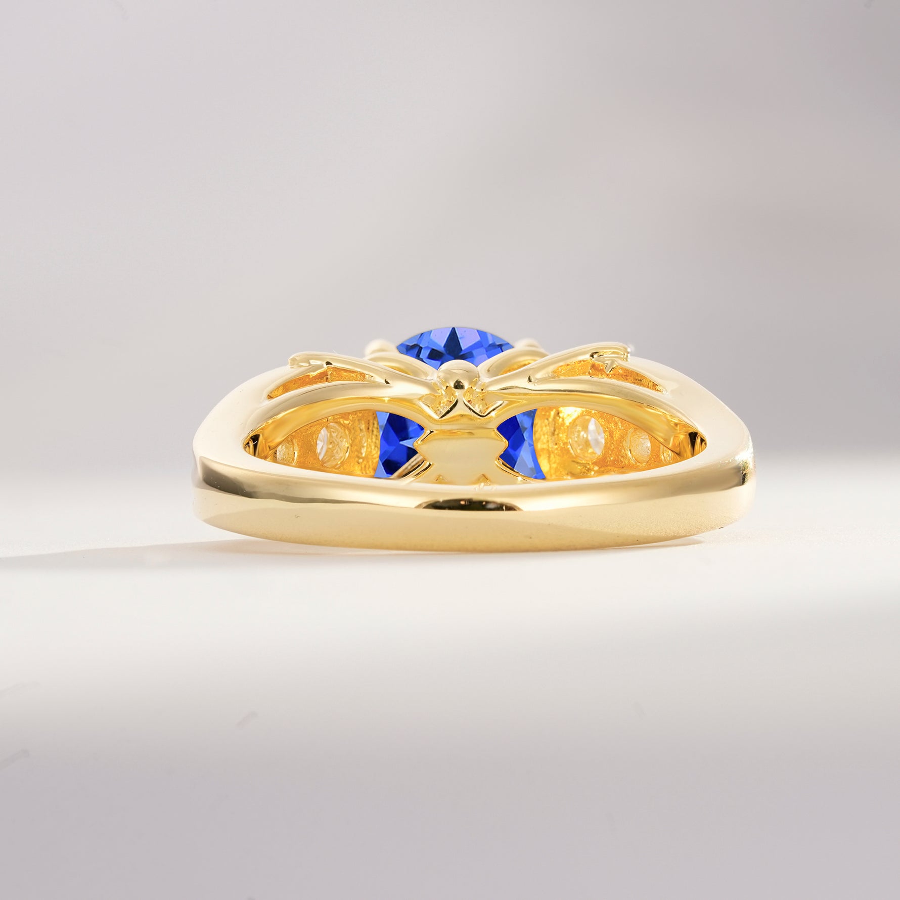 SR08639 Sapphire Ring - Additional view