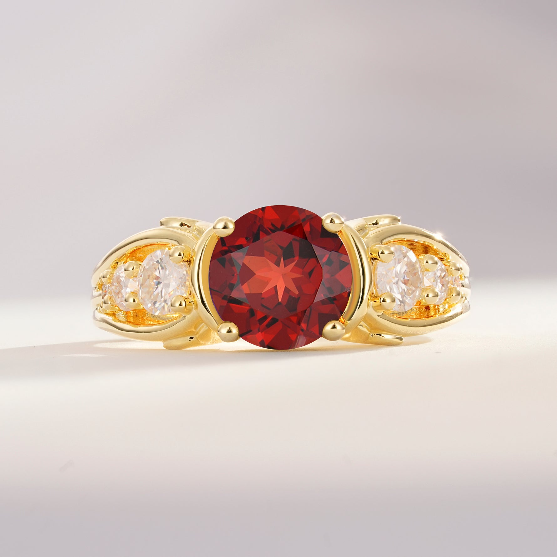 SR08639 Garnet Ring - Yellow-Gold