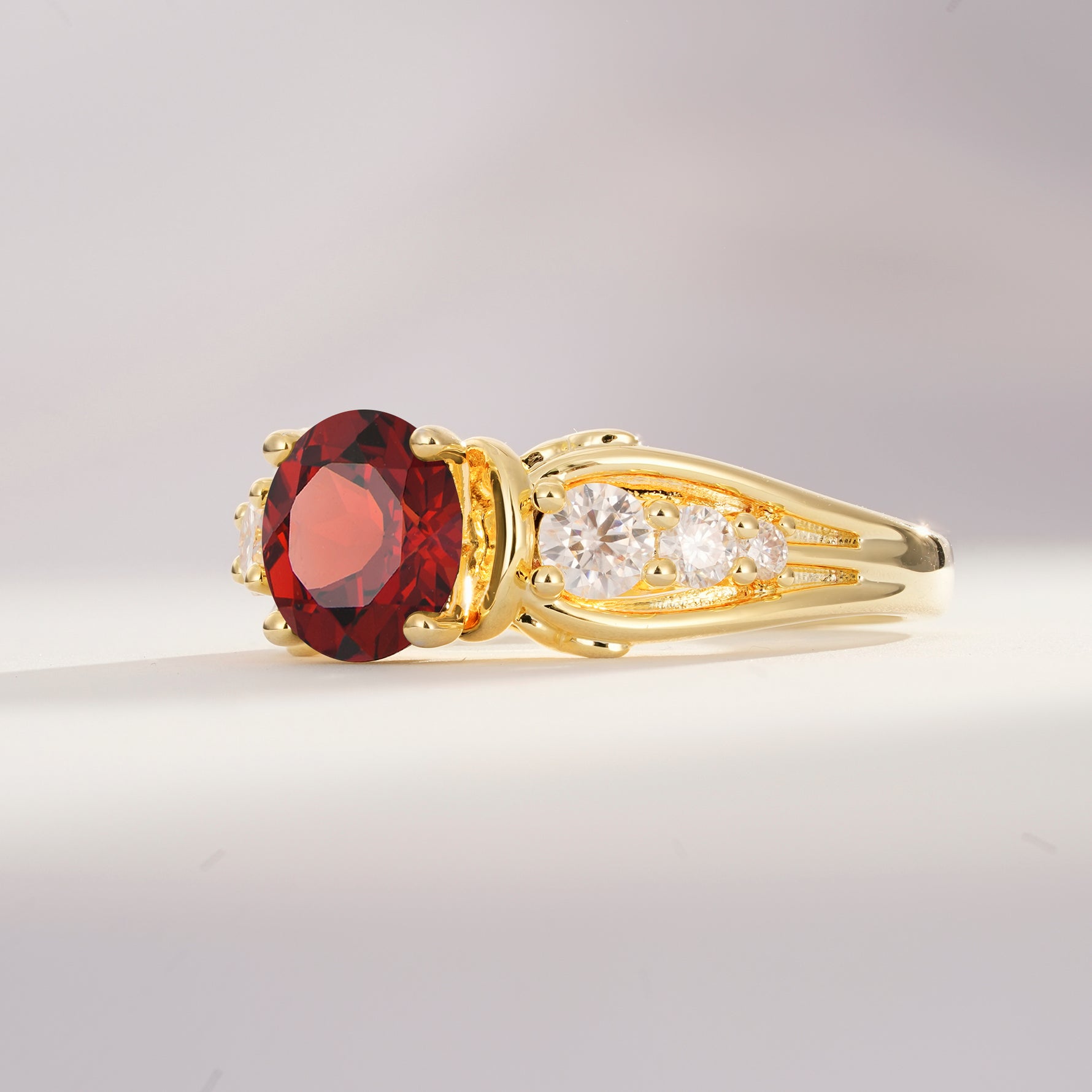 SR08639 Garnet Ring - Additional view