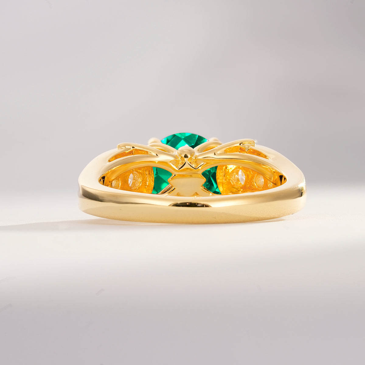 SR08639 Emerald Ring - Additional view