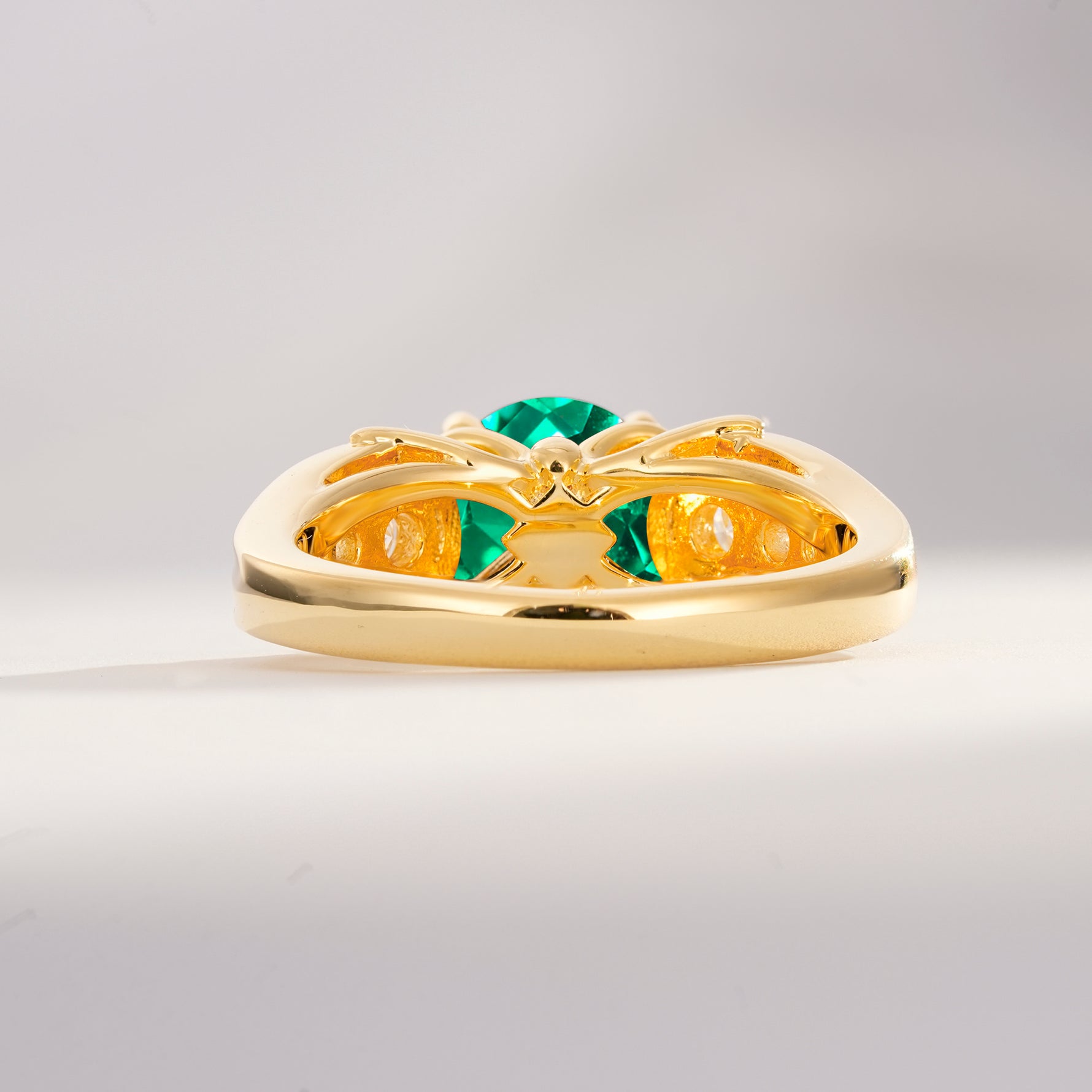 SR08639 Emerald Ring - Additional view