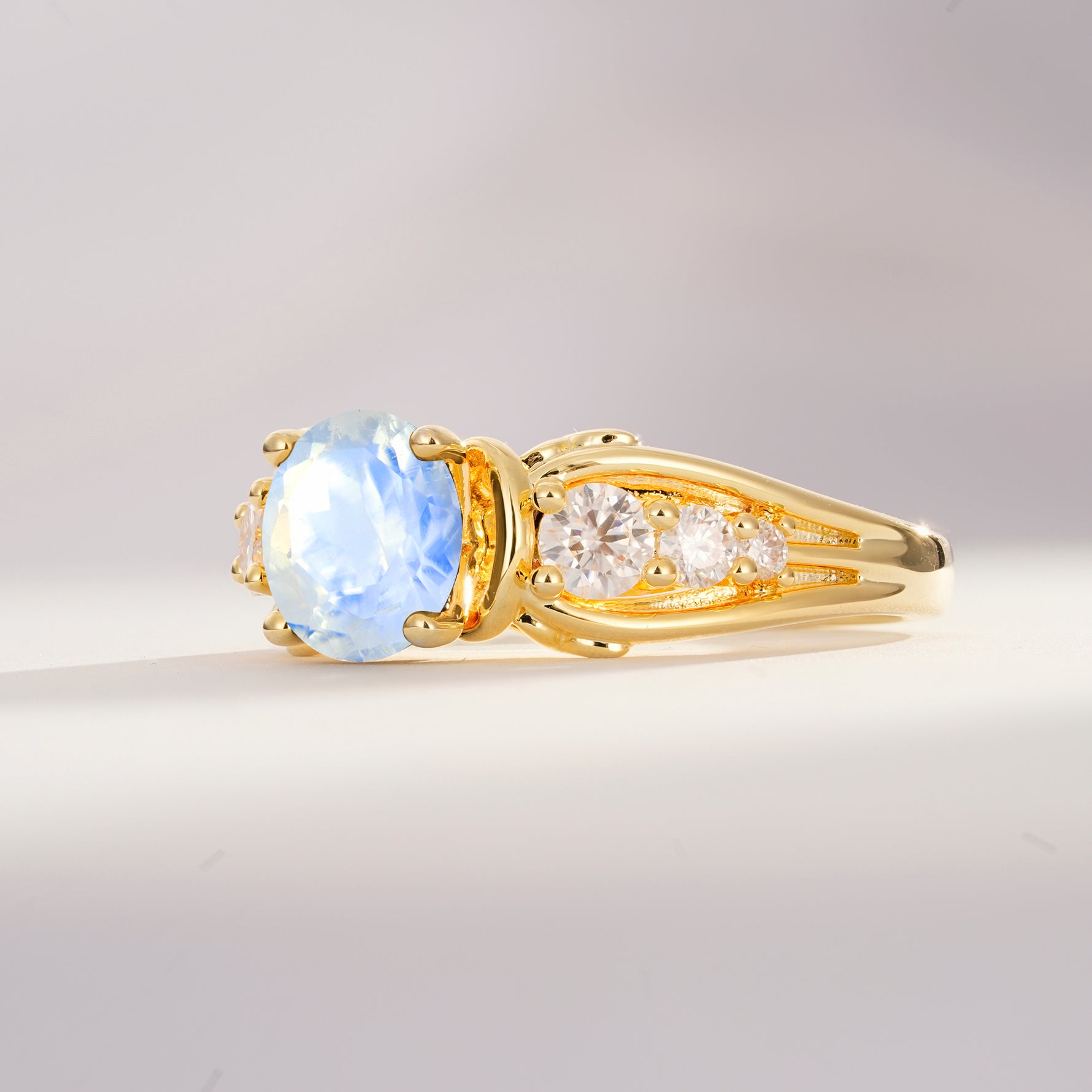 SR08639 Moonstone Ring - Additional view