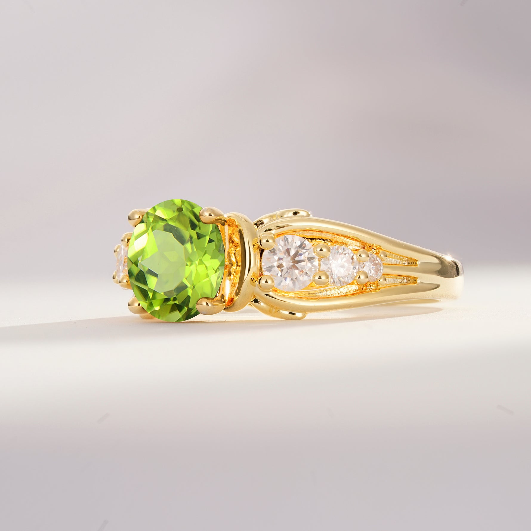 SR08639 Peridot Ring - Additional view