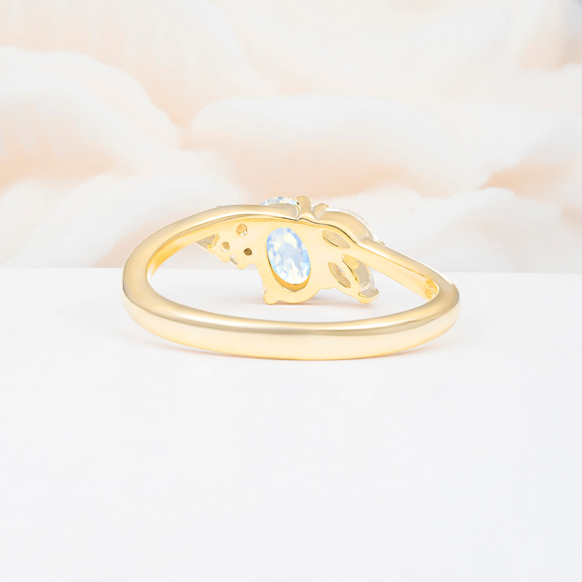 SR08714 Moonstone Ring - Additional view