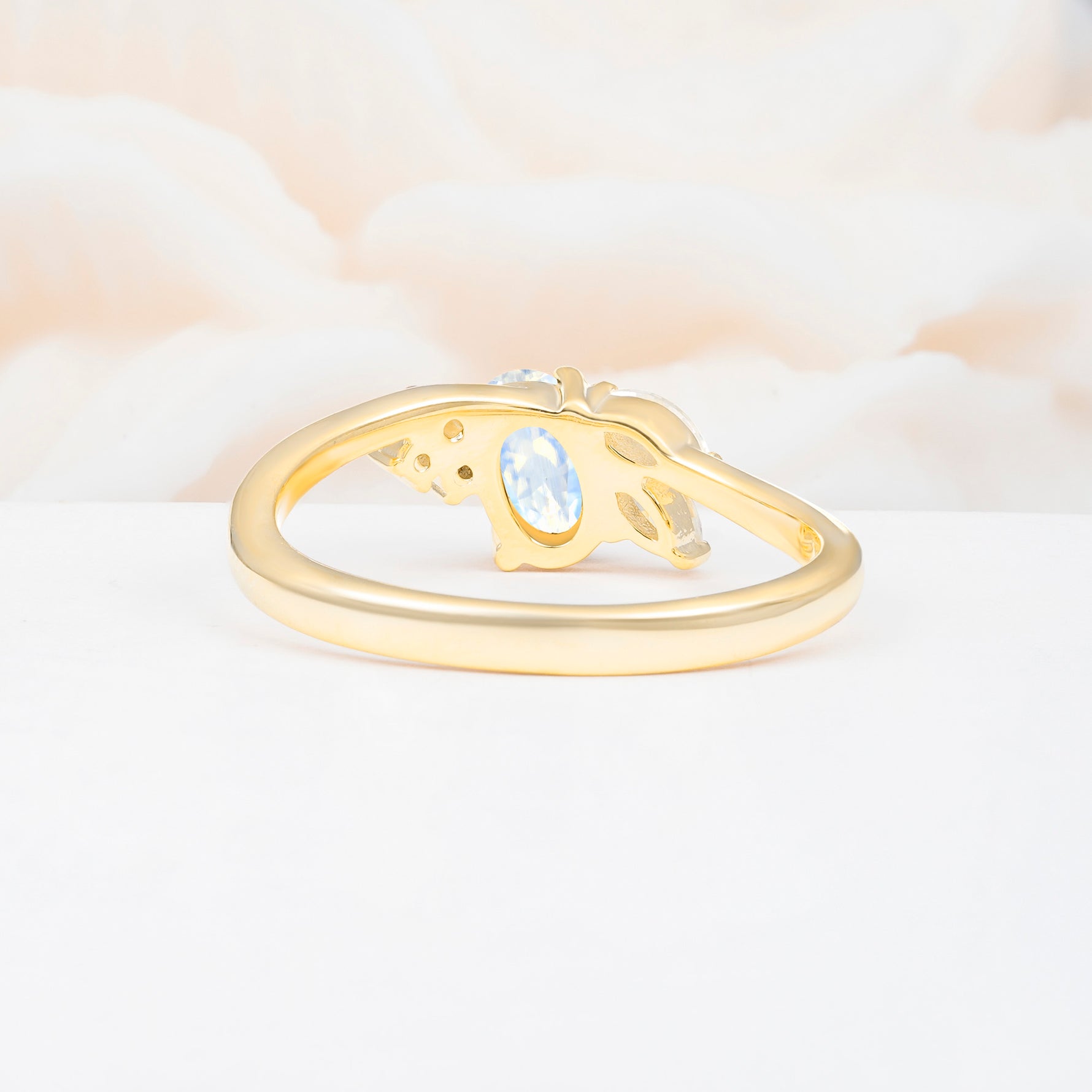 SR08714 Moonstone Ring - Additional view