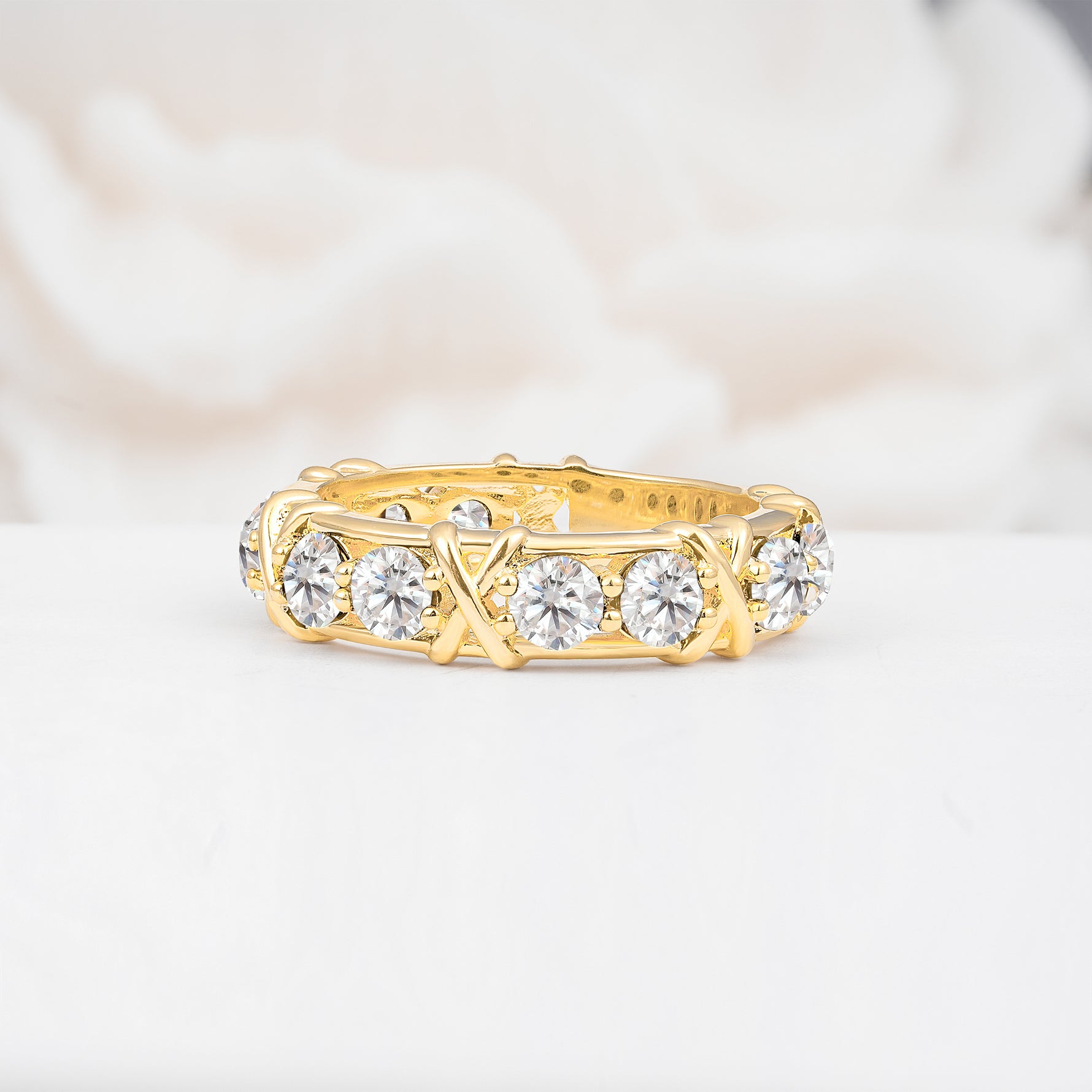 SR08741 Moissanite Ring - Yellow-Gold