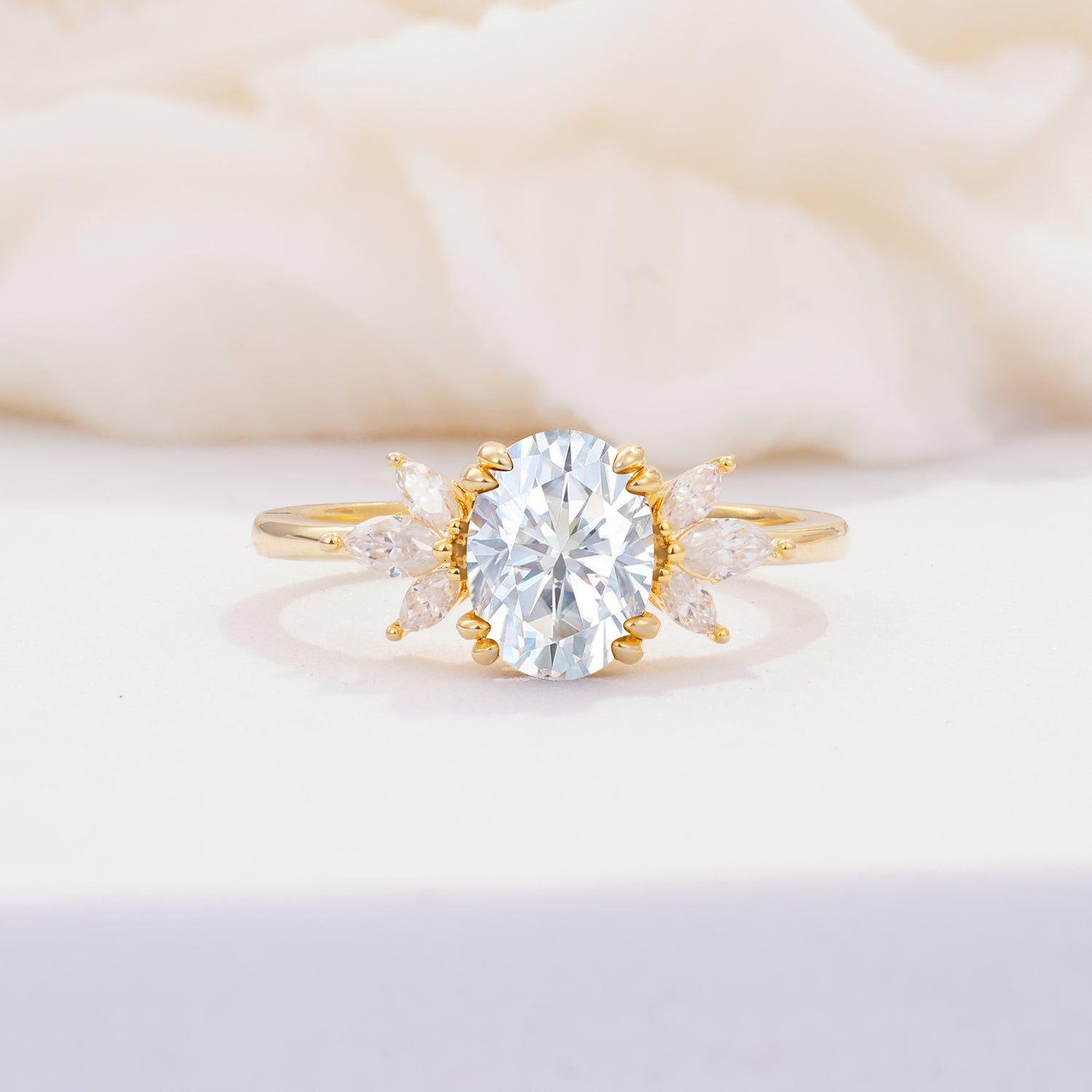 SR08756 Lab Diamond Ring - Yellow-Gold