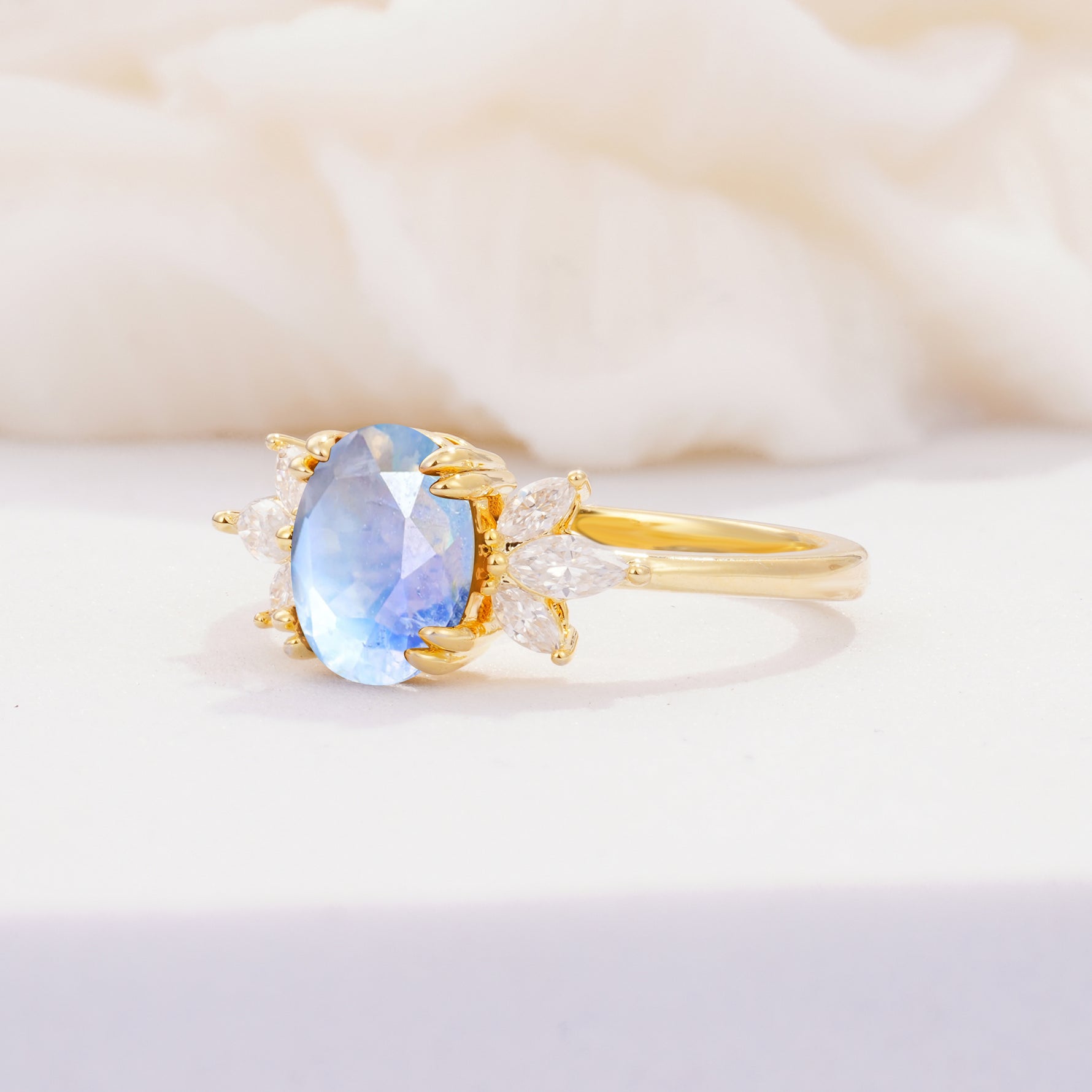 SR08756 Moonstone Ring - White-Gold