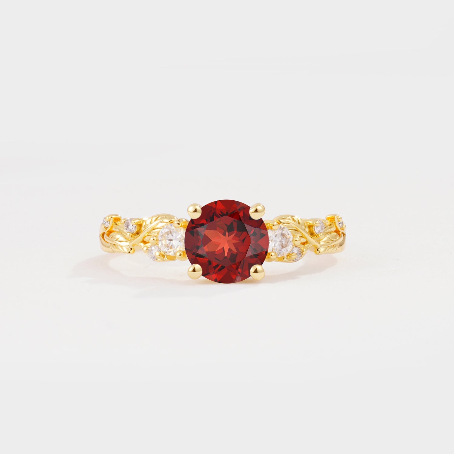 SR08759 Garnet Ring - Yellow-Gold