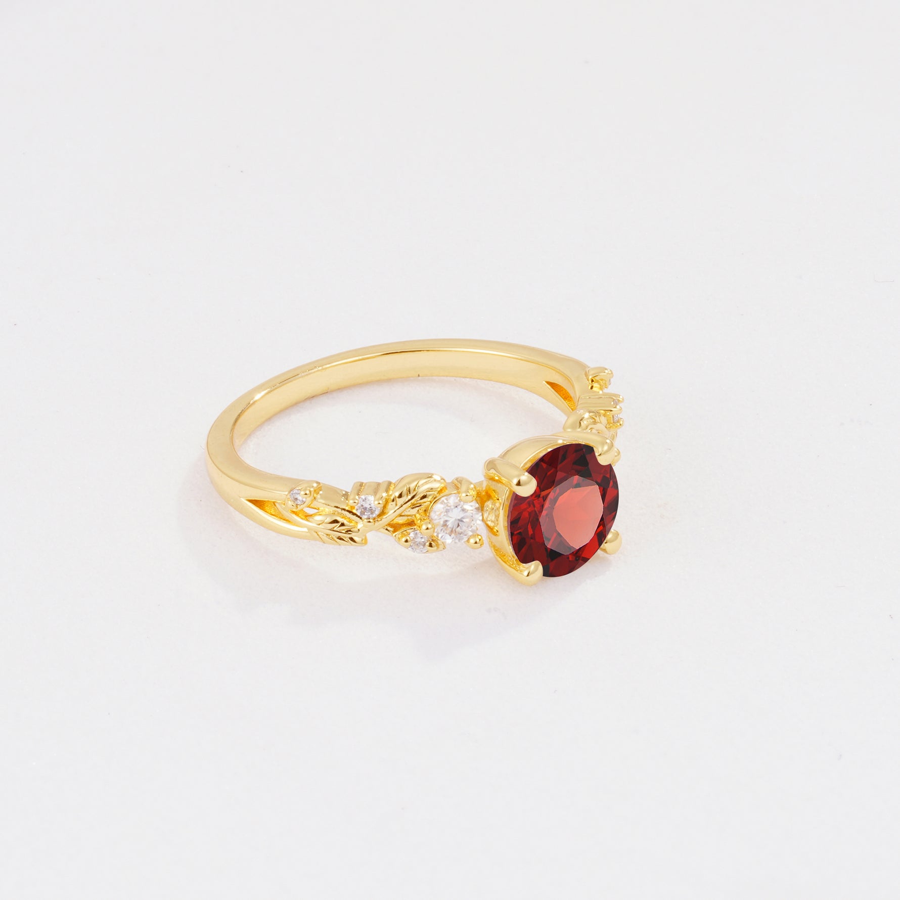 SR08759 Garnet Ring - Additional view