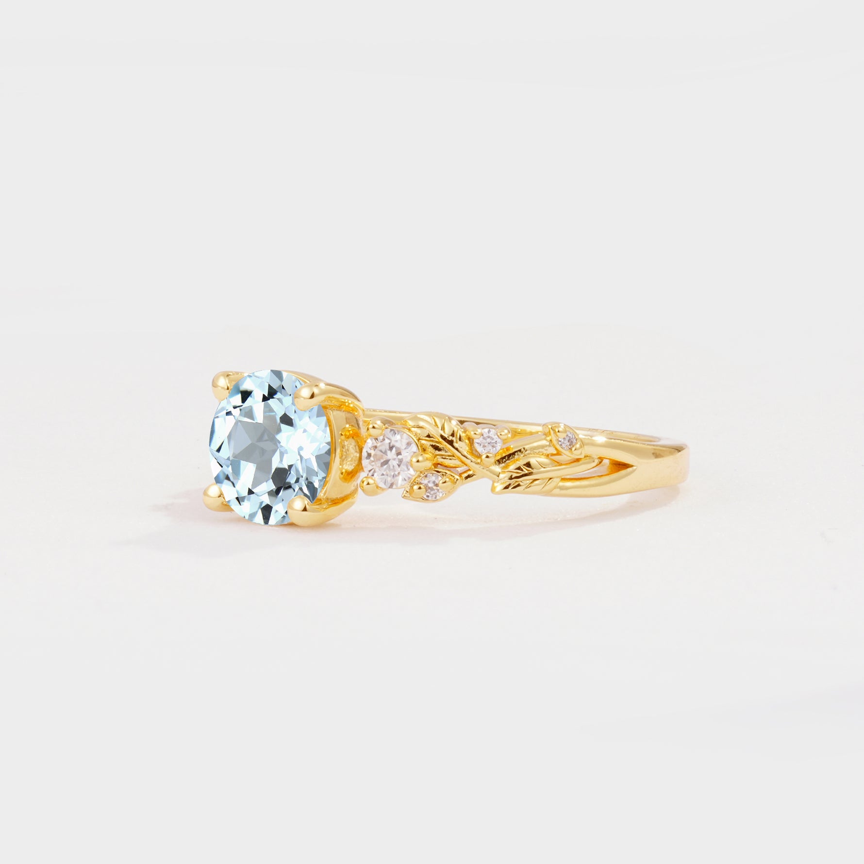 SR08759 Aquamarine Ring - White-Gold